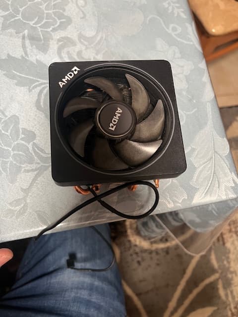 AMD AM4 Socket Ryzen 3/5/7/9 Wraith Prism Stock Cooler.