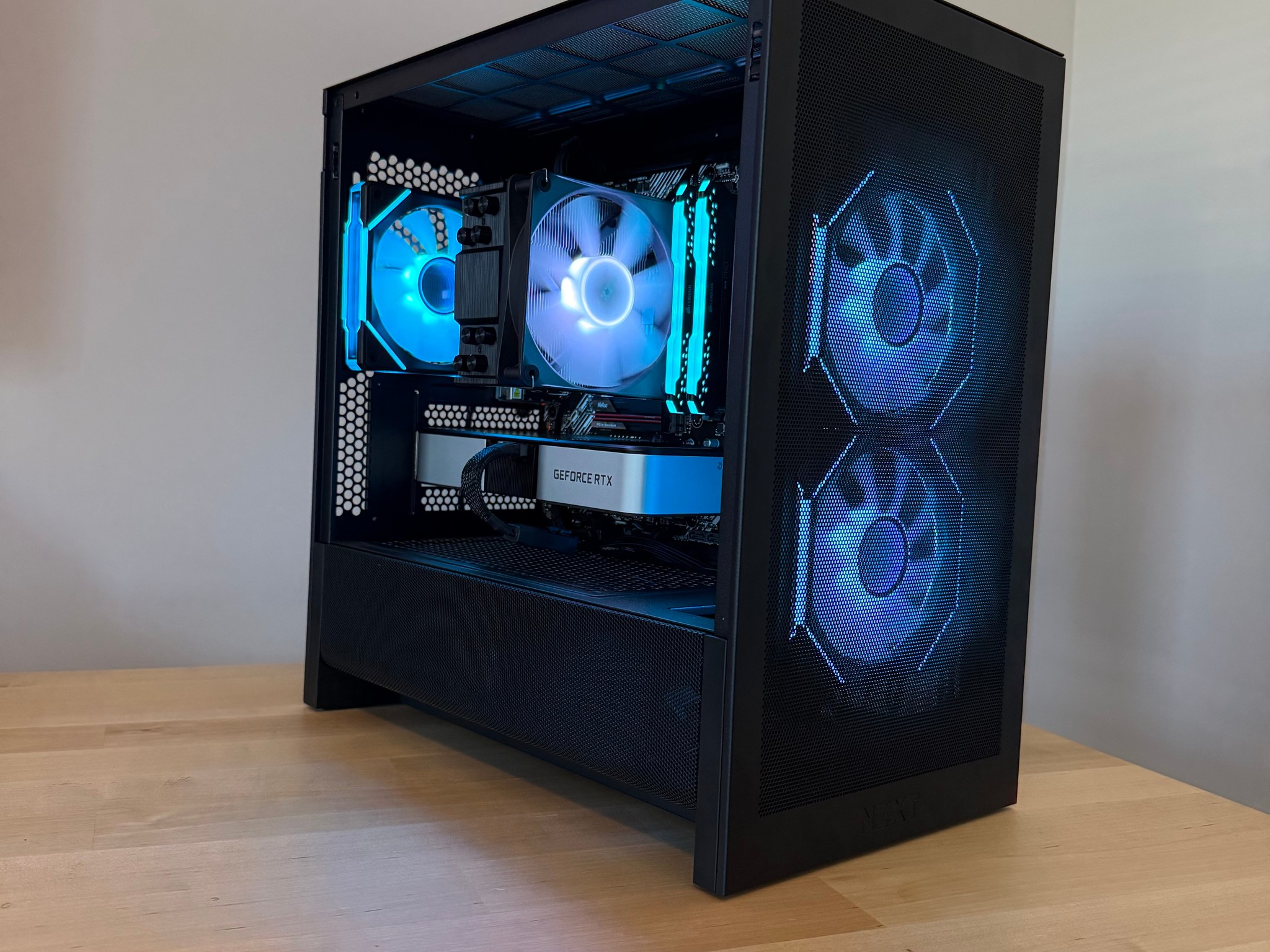 RTX 3060Ti Founders | Ryzen 5 5500 | 32Gb D4 | RGB