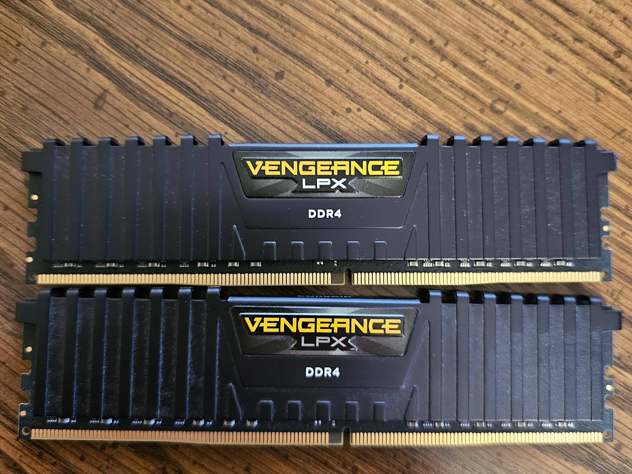 Corsair Vengeance LPX 64GB (2 x 32GB) DDR4-3200