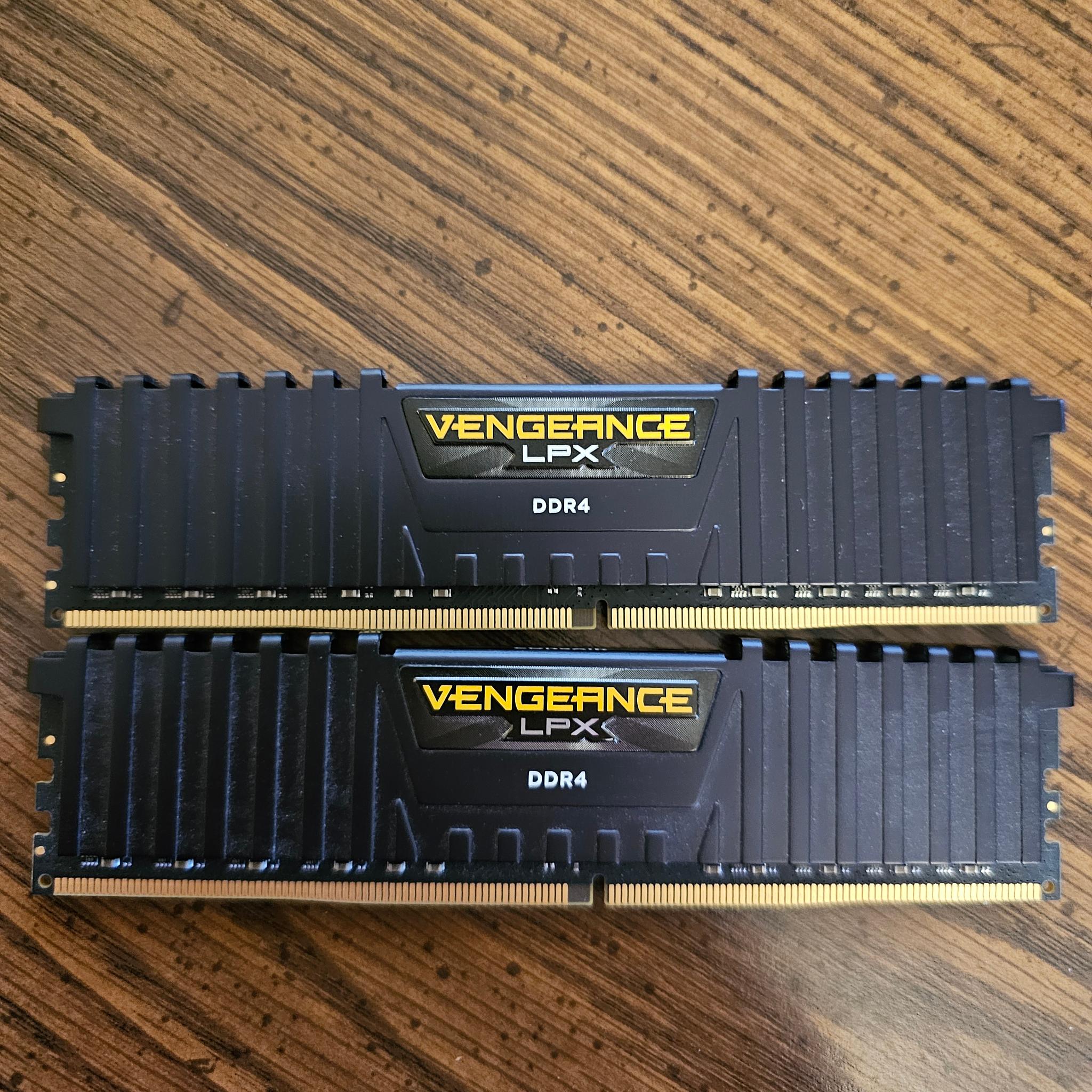 Corsair Vengeance LPX 64GB (2 x 32GB) DDR4-3200