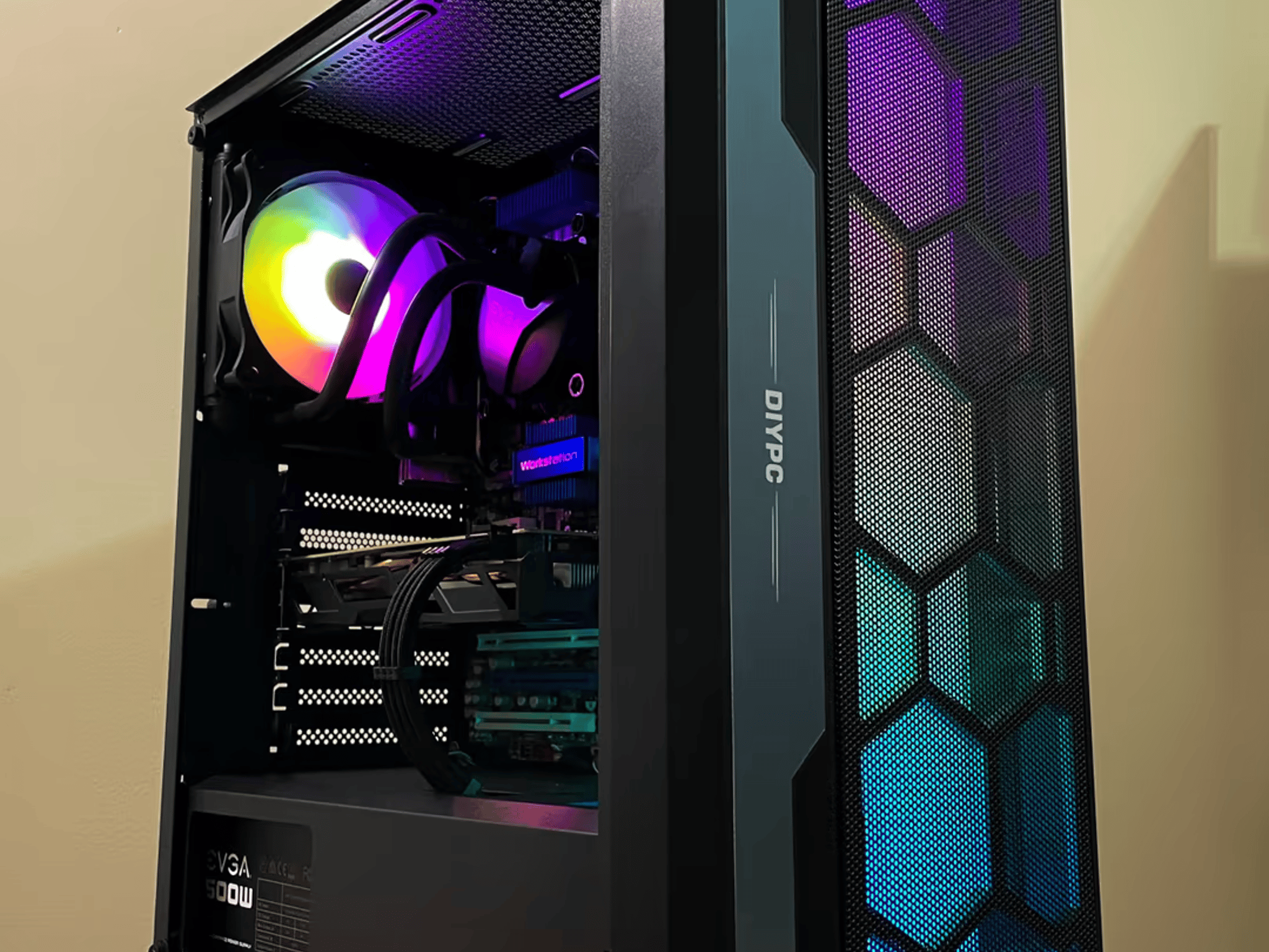 “Pathfinder” Intel Xeon 6-Cores, Rx 570 4GB