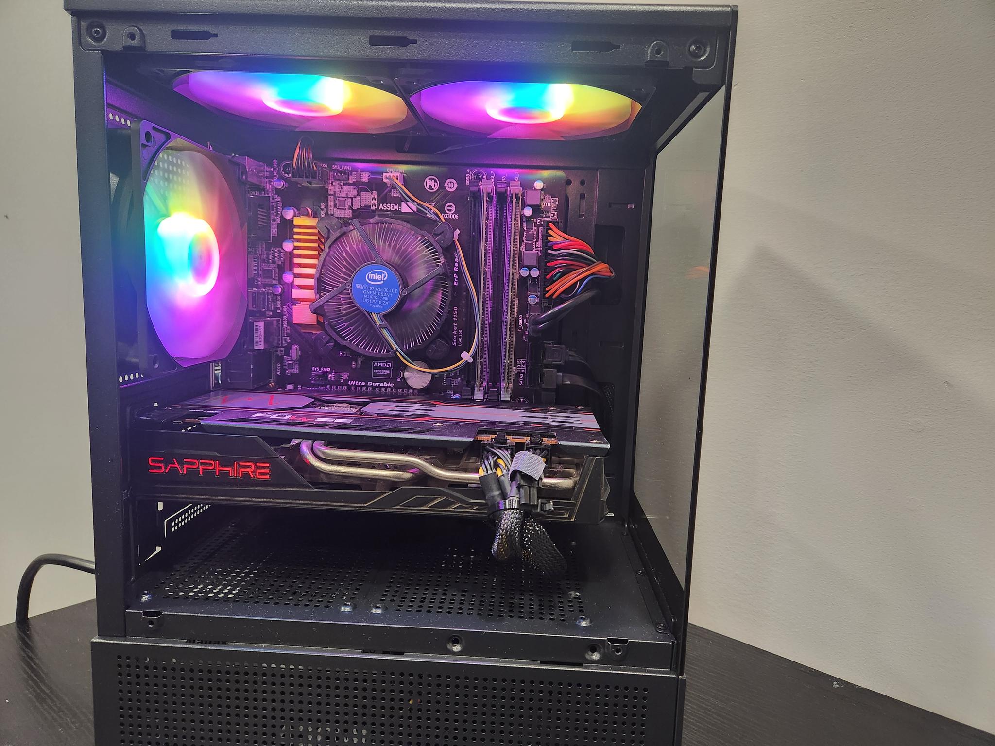 Budget Steam Machine RX 5700 XT Linux Gaming PC!