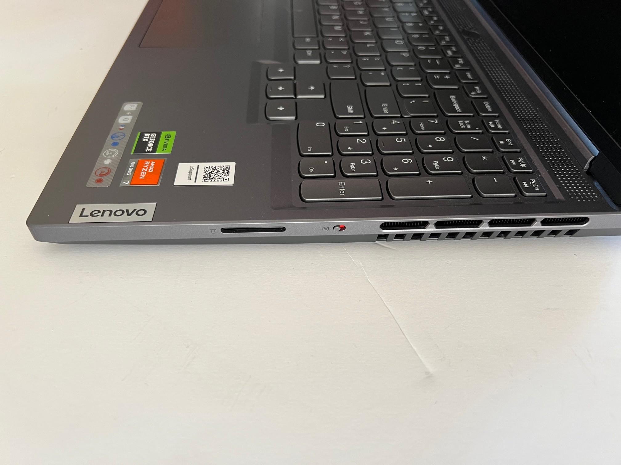 Ryzen 7840HS, 4060 Lenovo Legion Slim 5 Laptop 32GB DDR5, 1TB SSD, 16" QHD+ 165Hz I...