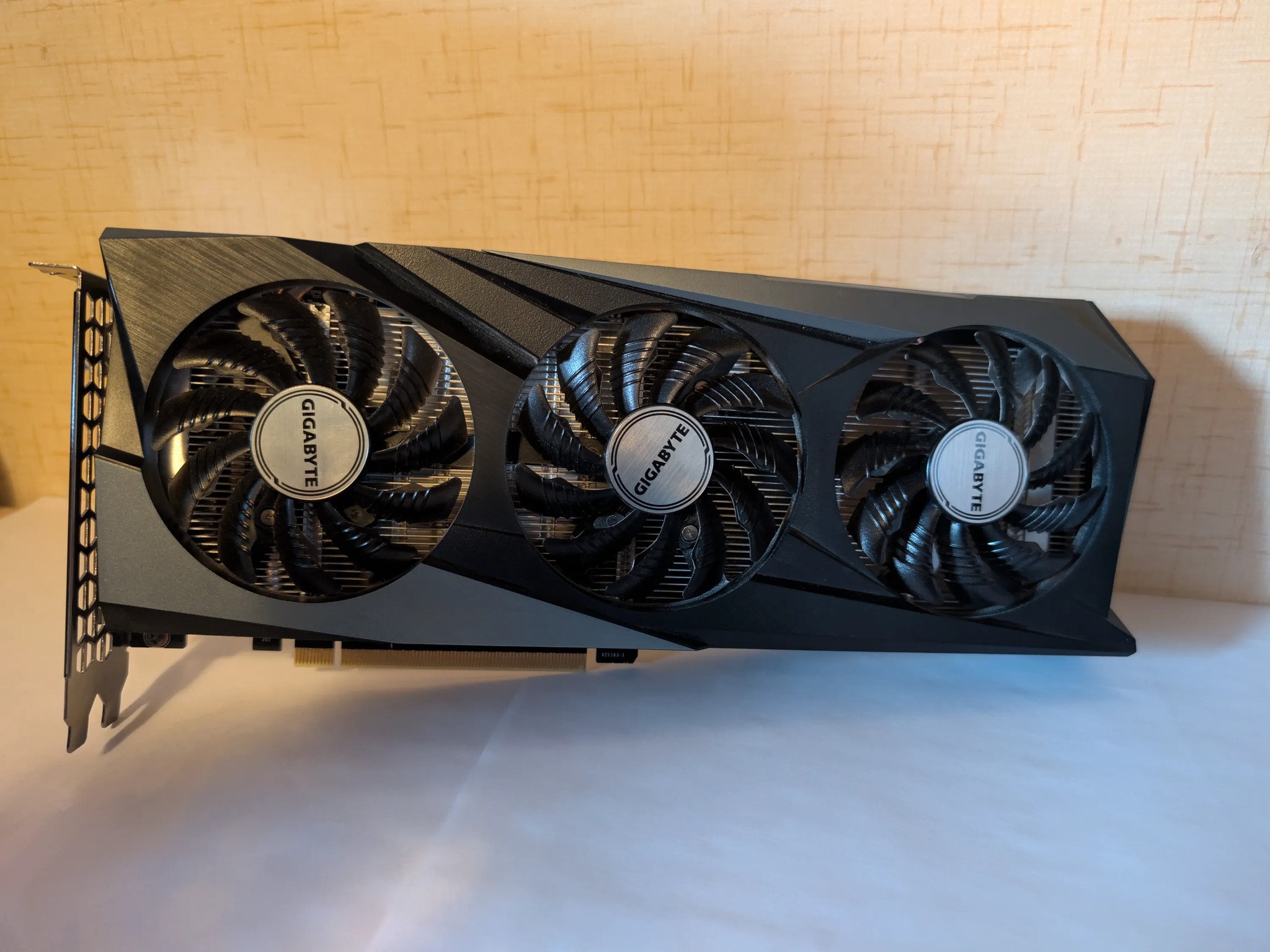 Gigabyte 3050 OC 8GB