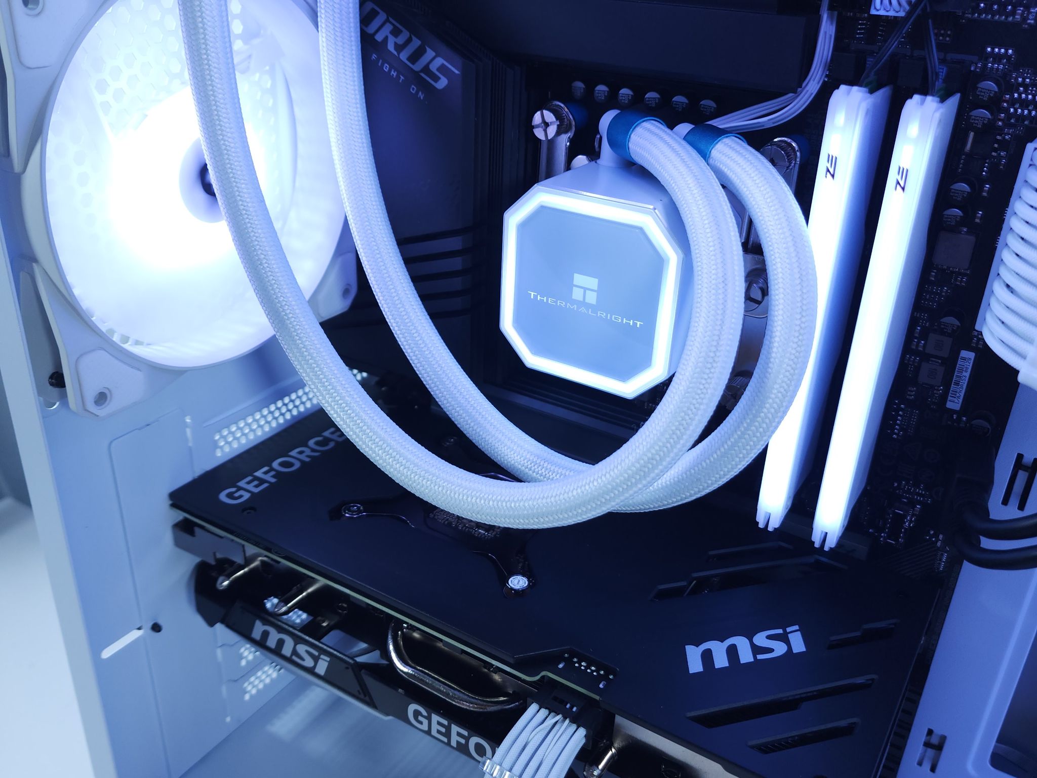 🤍🤍1440p Gaming | RTX 4070 Ti 12GB | Core i5 12600KF | 32GB 5600MHz DDR5 | 2TB NVMe SSD Gen 4