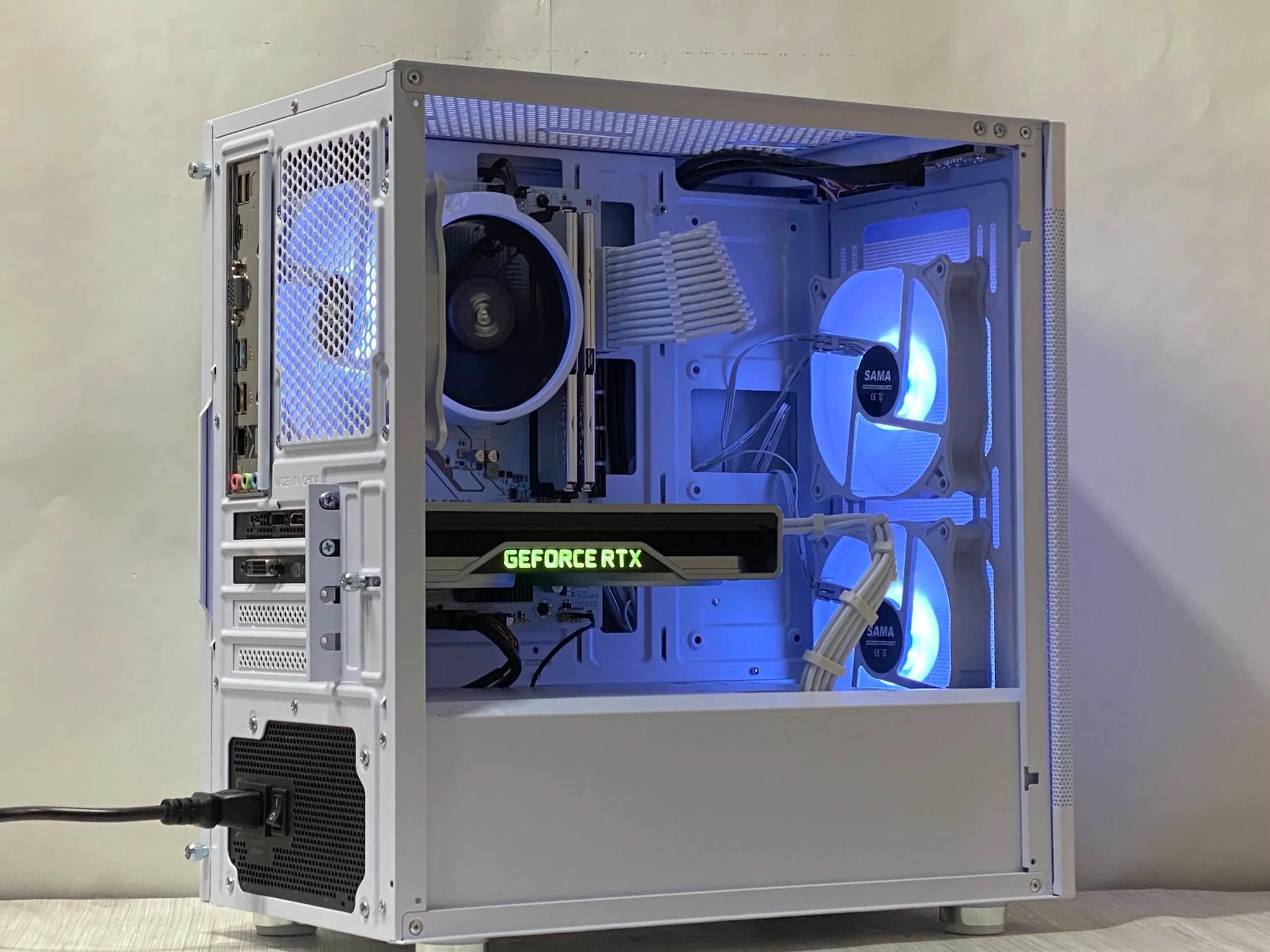 RTX 2060 Super, Ryzen 5 3600, 16GB DDR4, 512GB NVMe SSD, WiFi - White Gaming PC