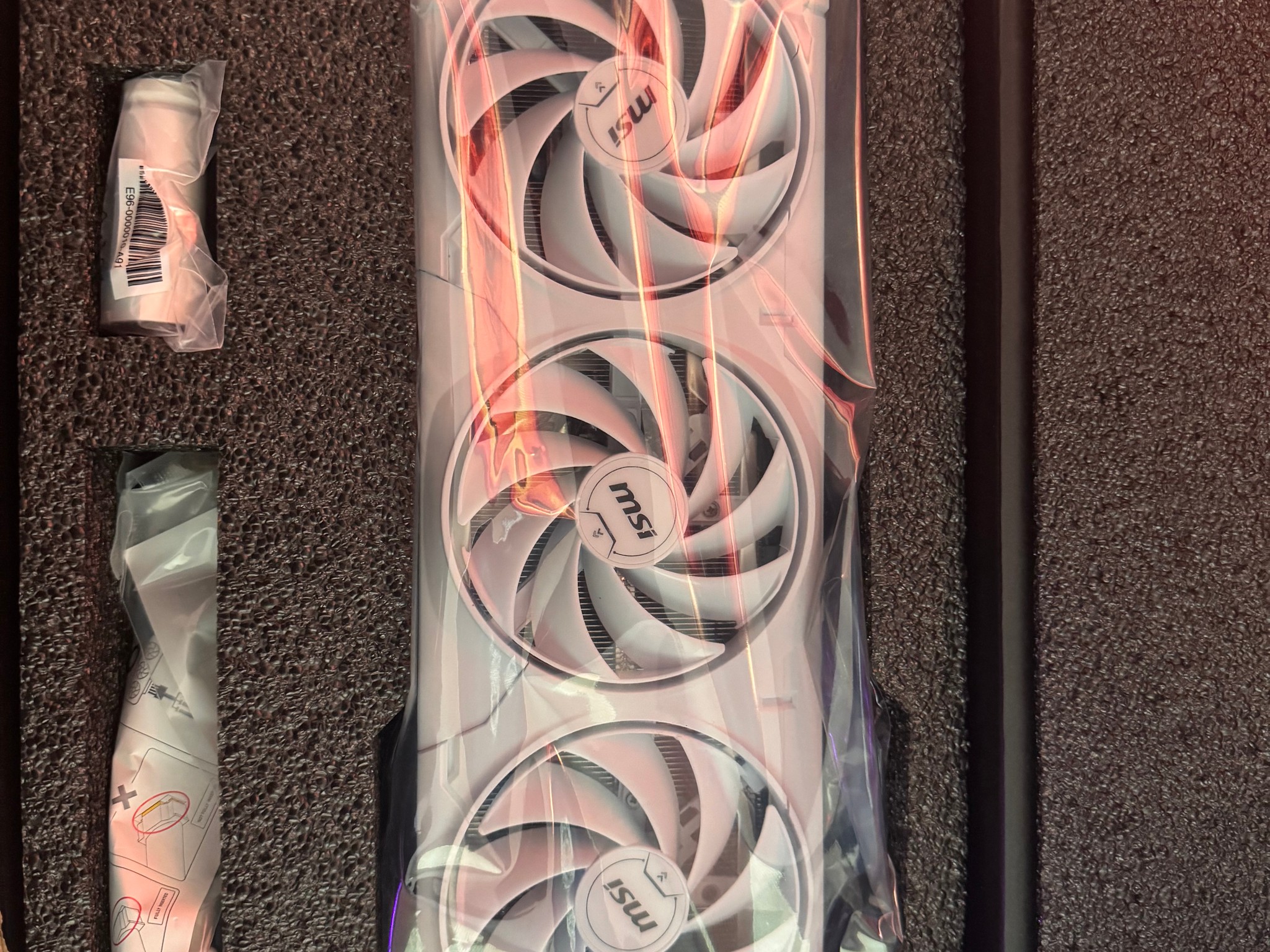 MSI GeForce RTX 5080 16G VENTUS 3X OC