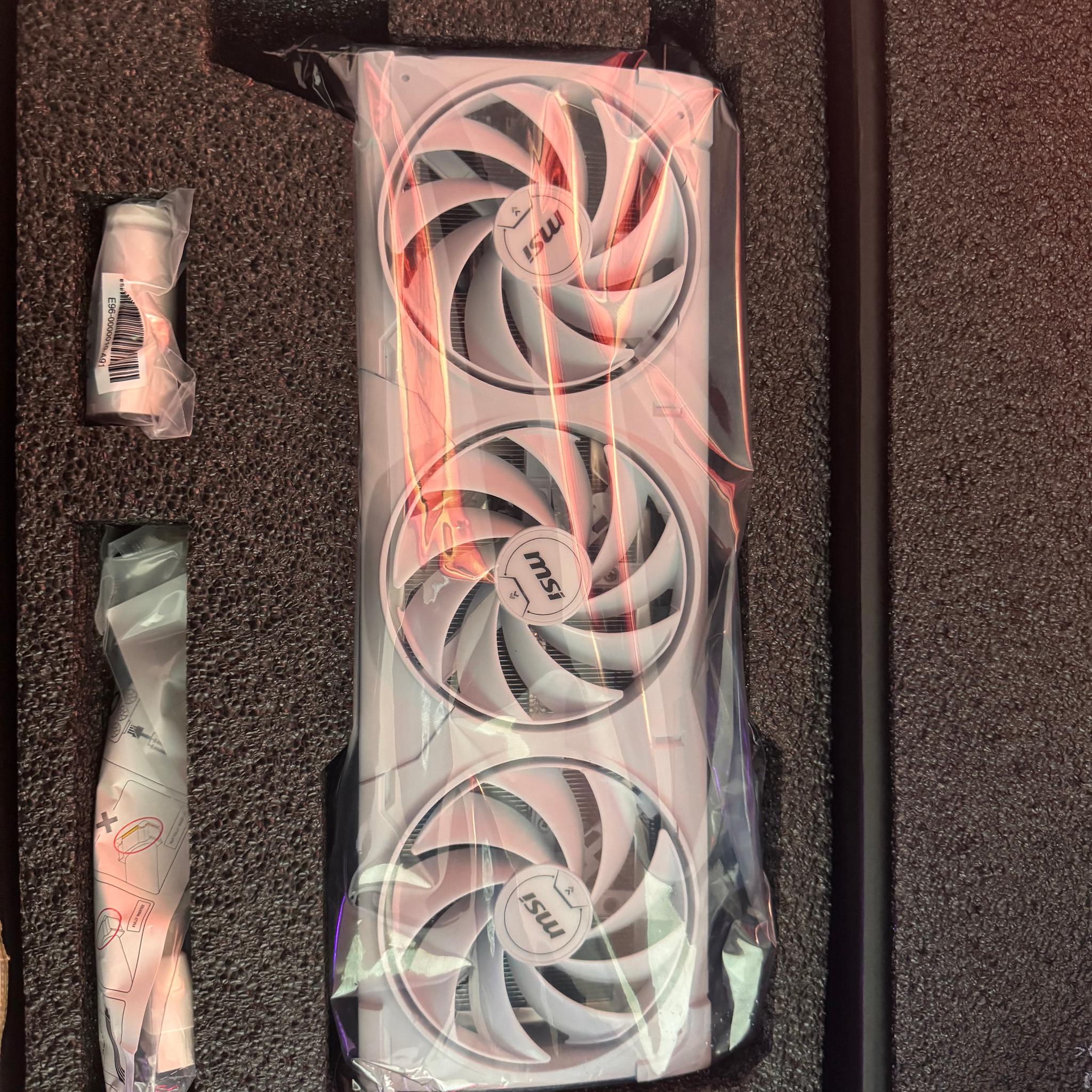 MSI GeForce RTX 5080 16G VENTUS 3X OC