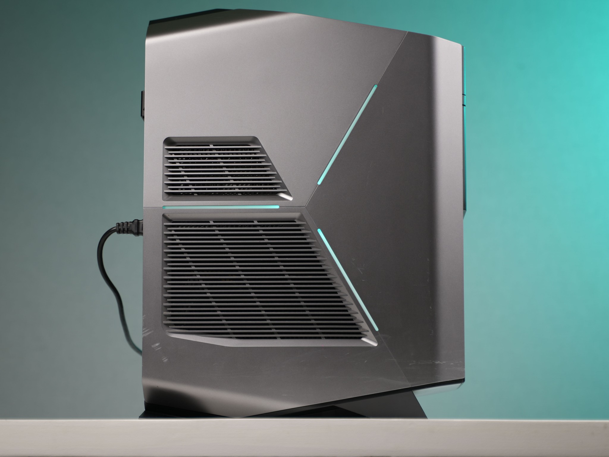 “ALIENSFORM B” GTX 1060 Intel Core i5 8400 16GB .5TB Windows 11 Gaming PC Powerhouse