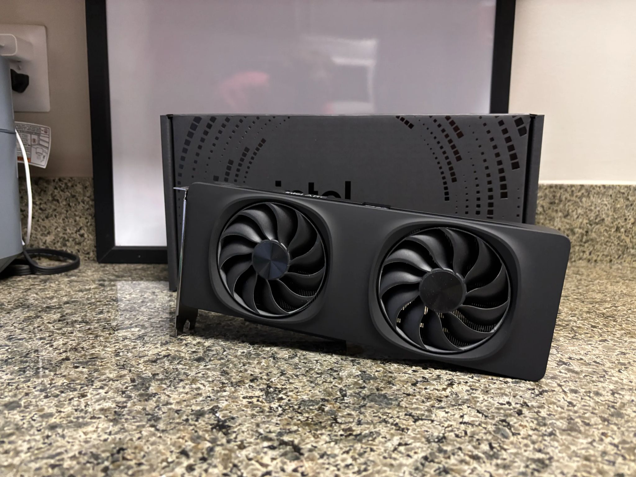 Intel ARC B850 12GB GDDR6