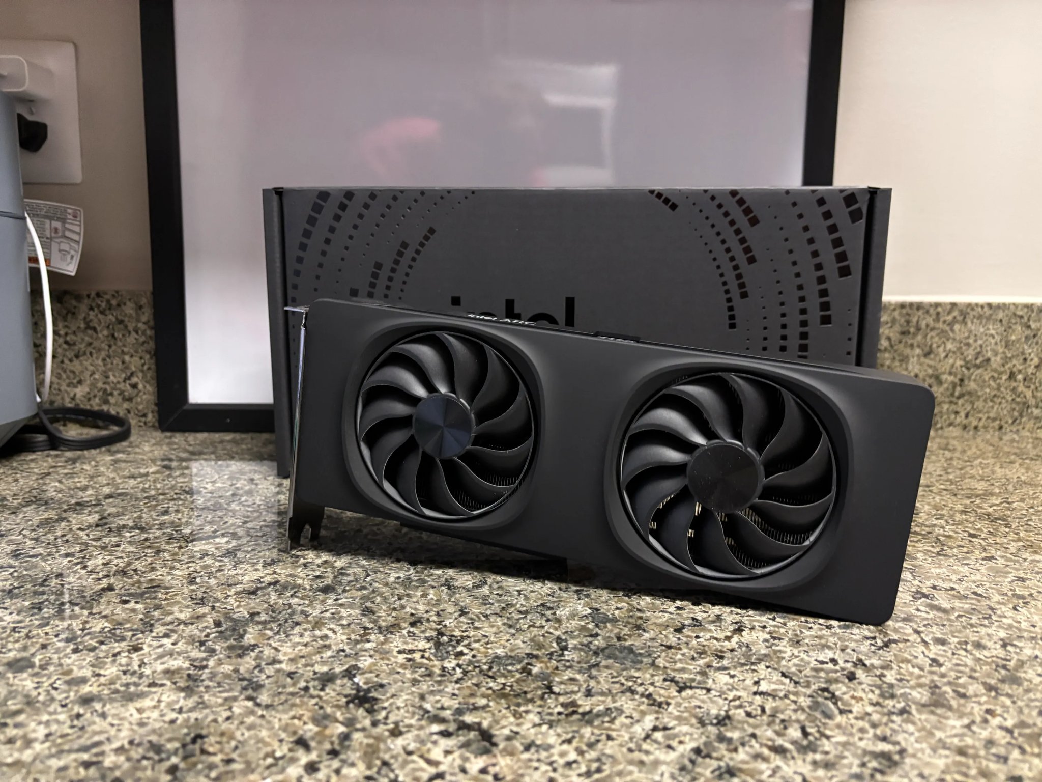 Intel ARC B850 12GB GDDR6