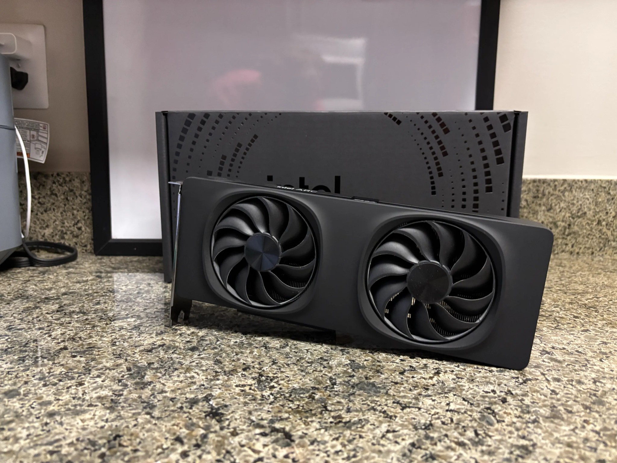Intel ARC B850 12GB GDDR6