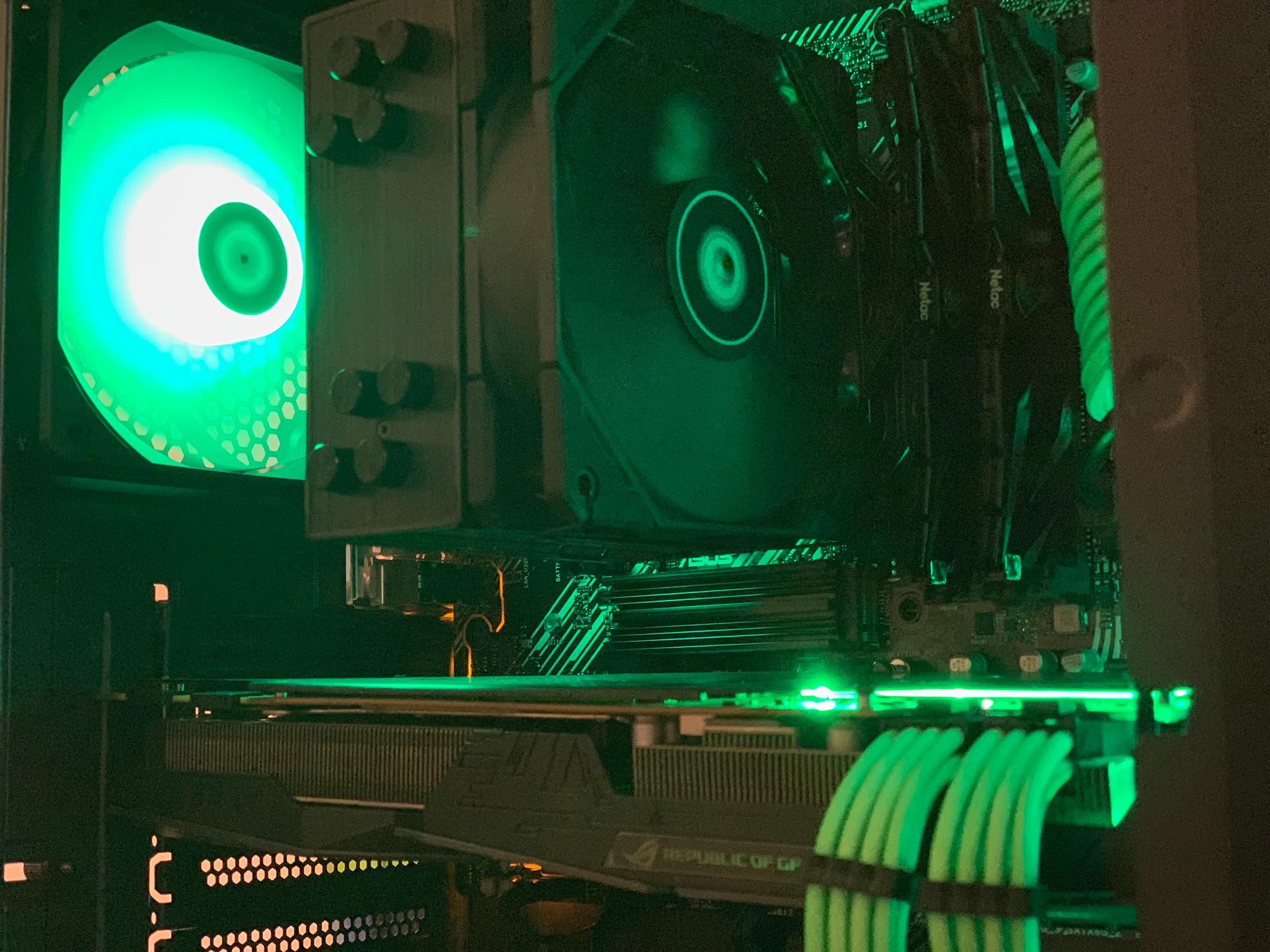 Black/Green Gaming PC(Ryzen 5 5500 + GTX 1080)