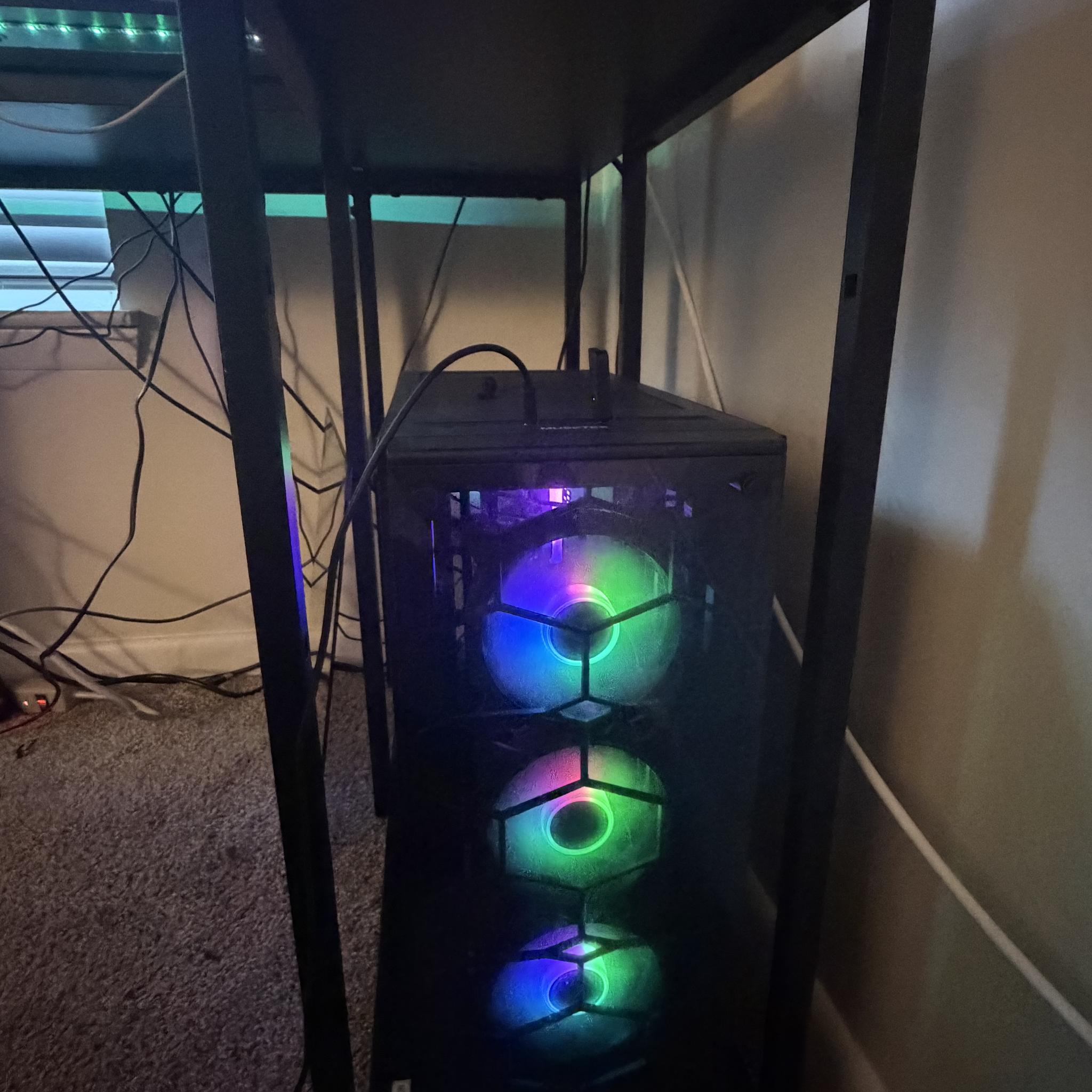 EVGA KO ULTRA GAMING GeForce RTX 2060 / Corsair Vengeance LED 16GB DDR4 /  AMD Ryzen 5 3600