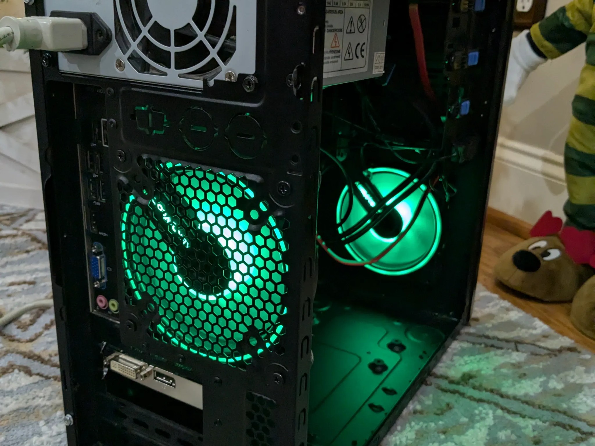 Scratch and Dent | 60 FPS Fortnite | 180 Day Warranty | Xeon, 16GB RAM, 2GB Quadro, 480GB SSD, WiFi