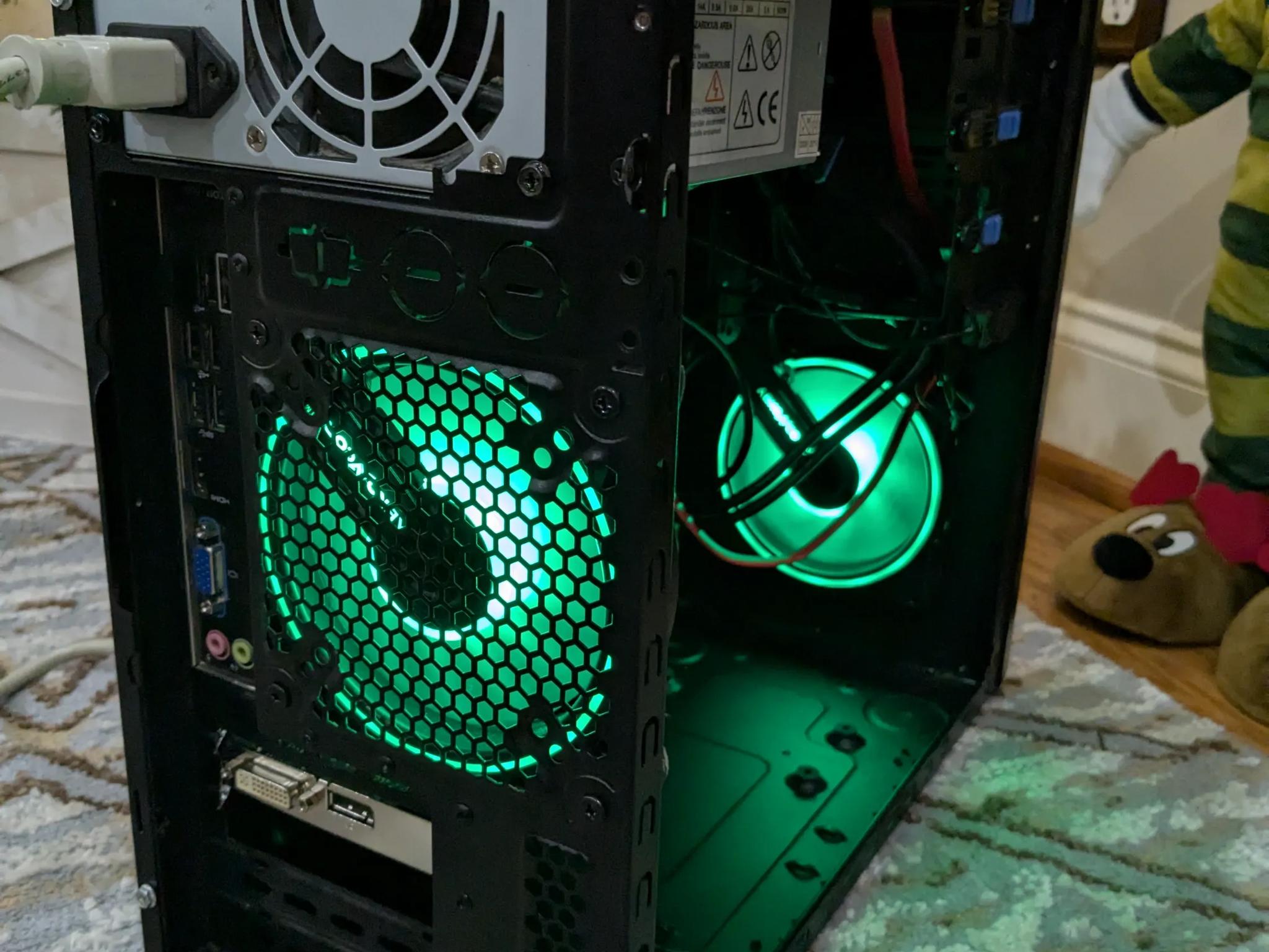 Scratch and Dent | 60 FPS Fortnite | 180 Day Warranty | Xeon, 16GB RAM, 2GB Quadro, 480GB SSD, WiFi