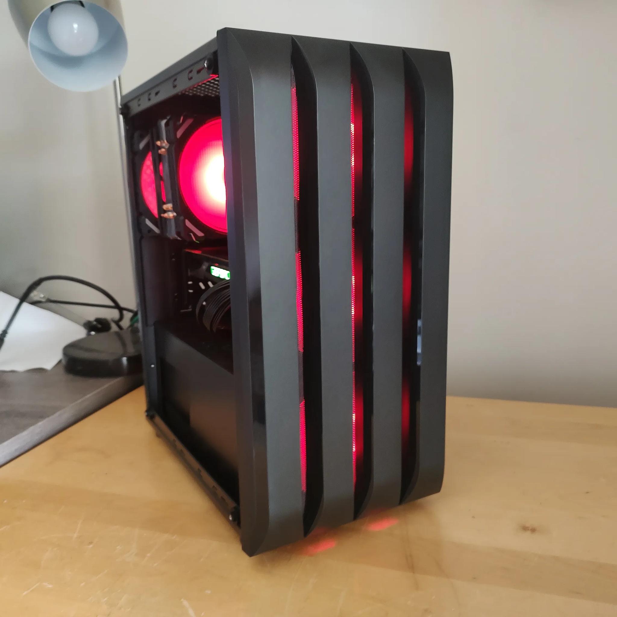 Gaming PC - i5 4570, GTX 1070, 8gb RAM / 512GB SSD