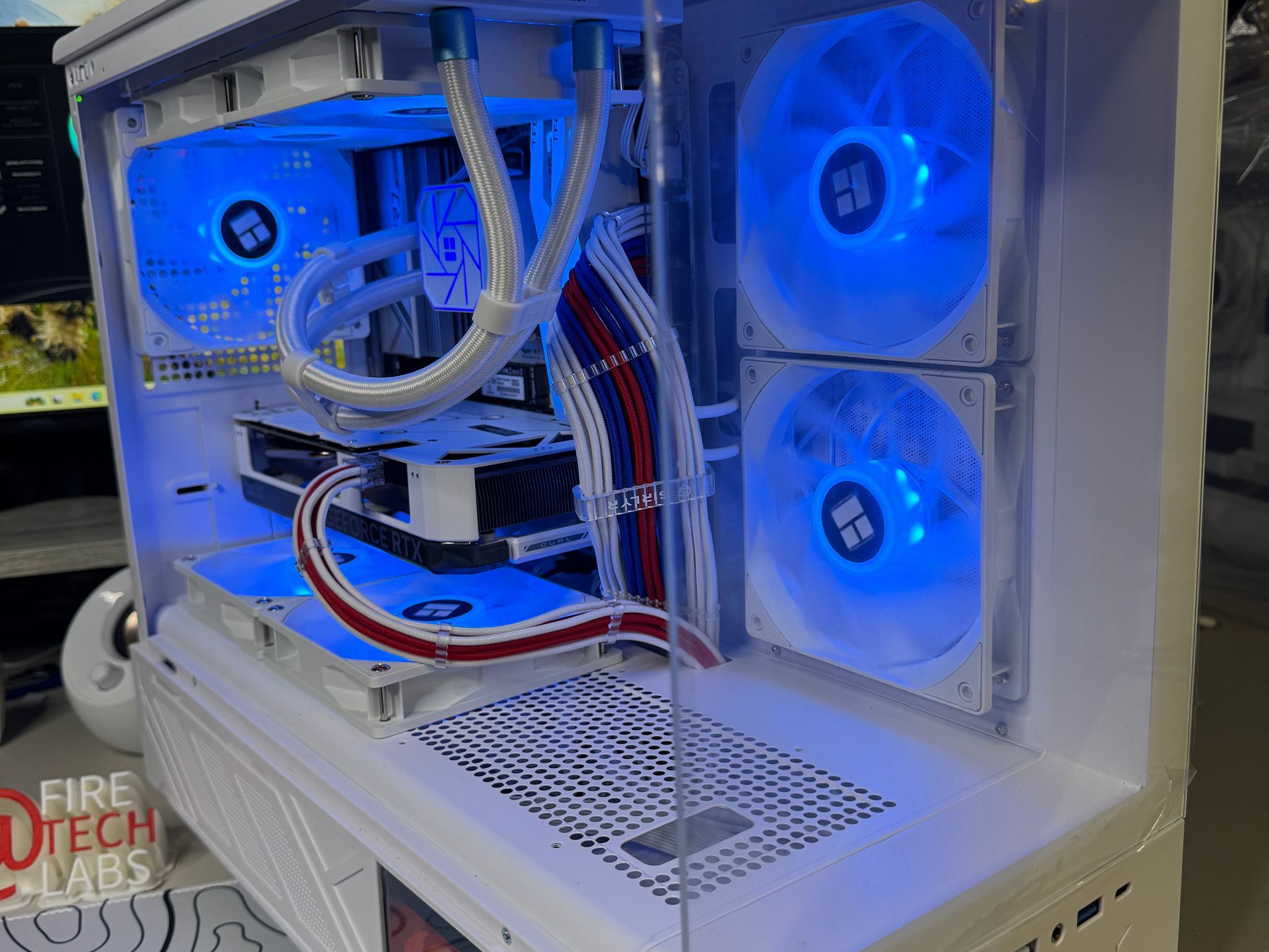 Fire Tech Labs: Starlight gaming PC