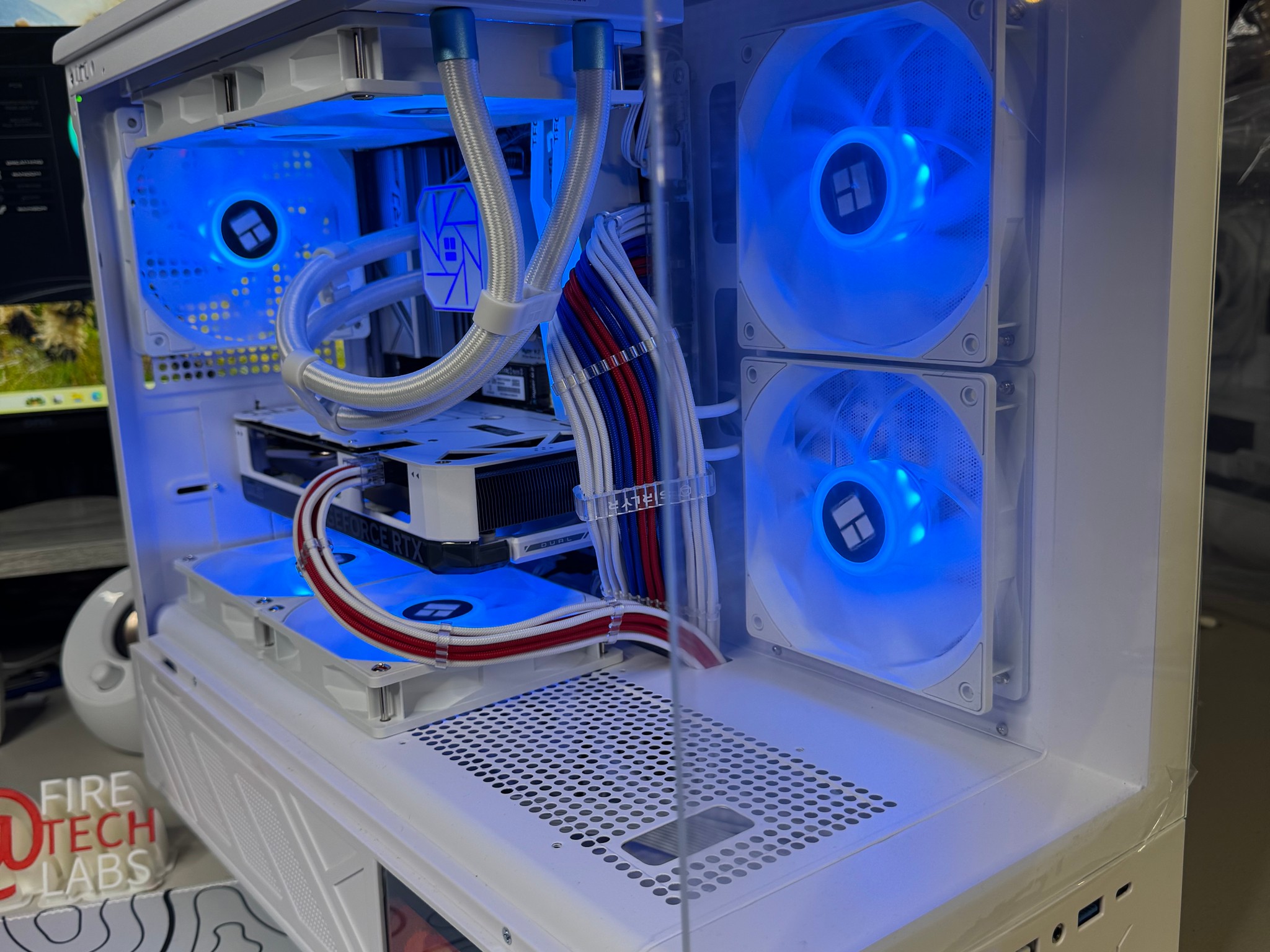 Fire Tech Labs: Starlight gaming PC