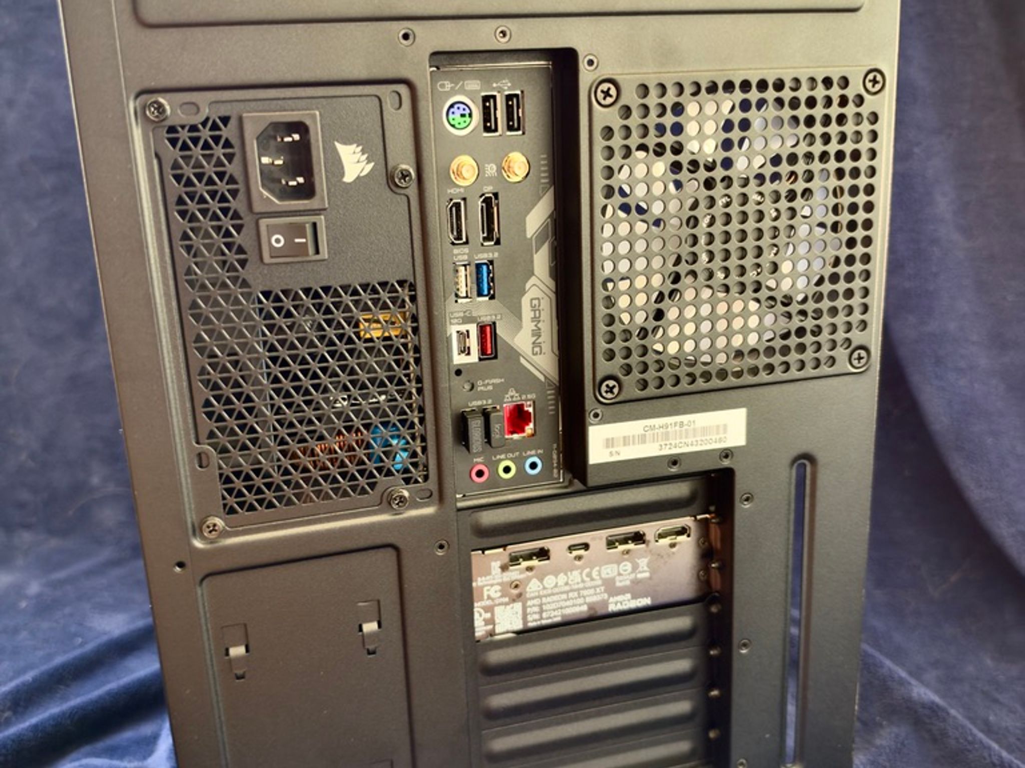 Gaming PC – Ryzen 7 7700X | RX 7900 XT 20GB | 32GB DDR5-6000 | 2TB NVMe | NZXT H9 Flow