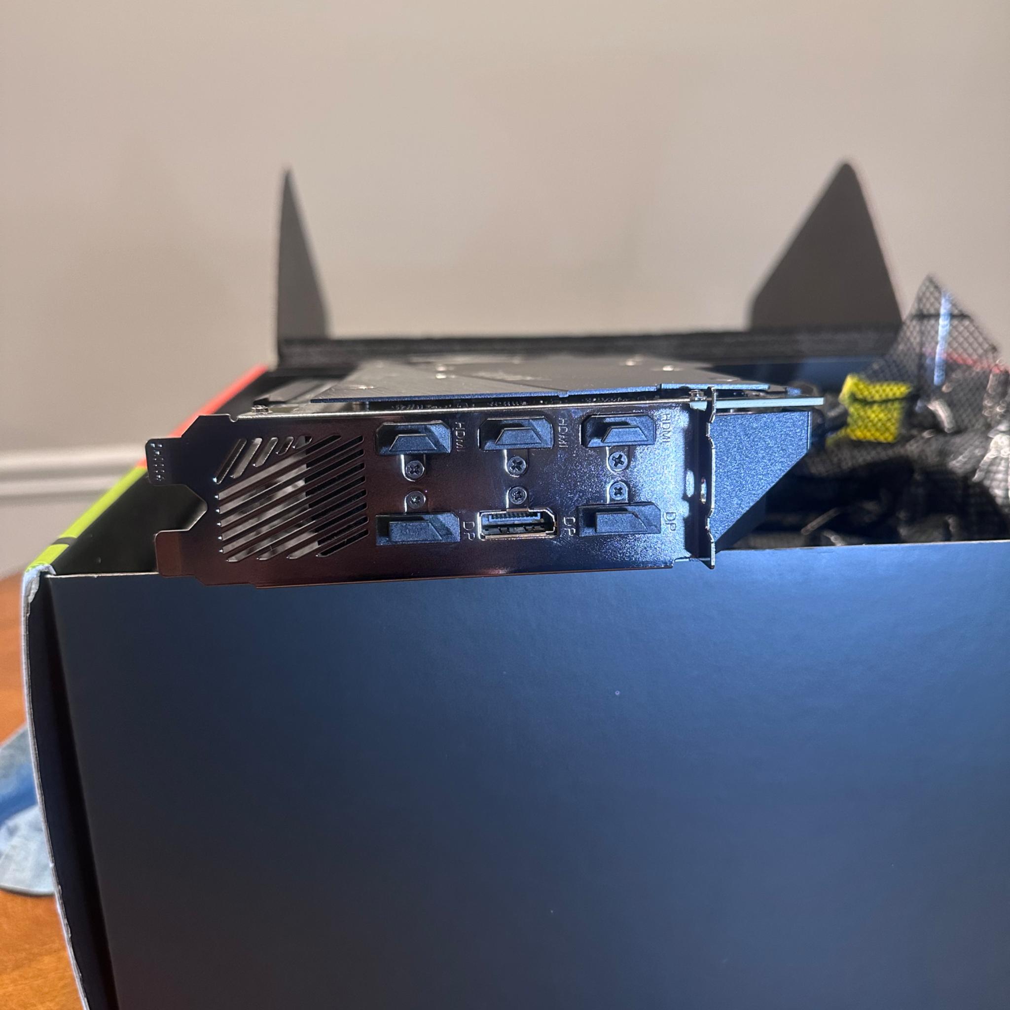 🔥On Sale!🔥 Gigabyte AORUS GeForce RTX™ 3090 XTREME WATERFORCE 24G