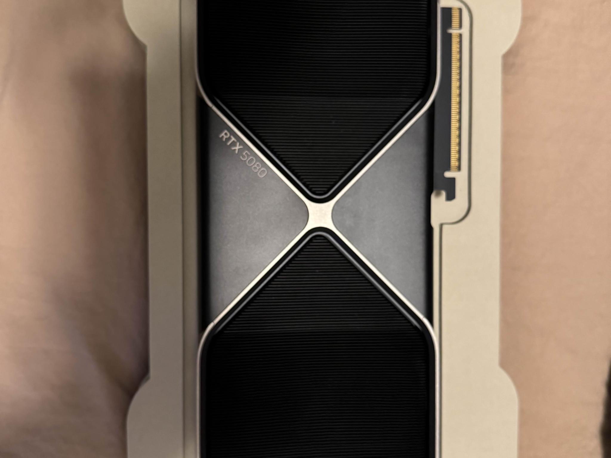 NVIDIA GeForce RTX 5080 Founders Edition