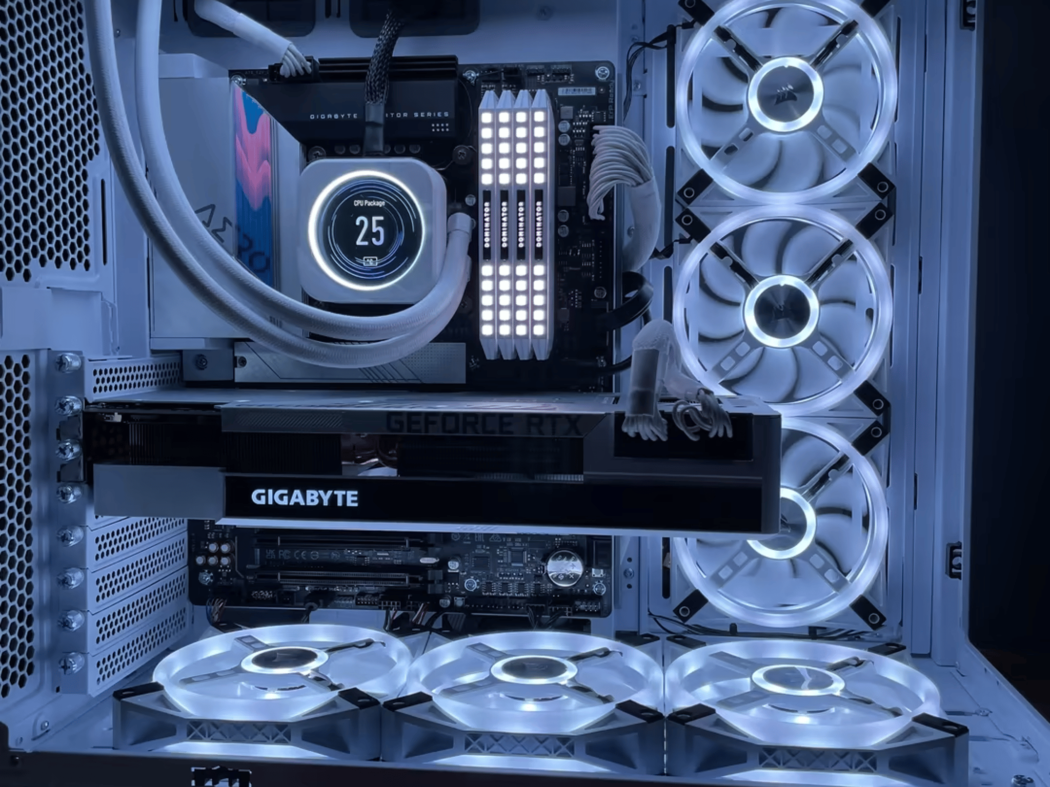 Custom High End PC - Intel 12700K, RTX 3080 Ti, 32GB RAM, 1TB Gen4 SSD, Lian Li, Corsair