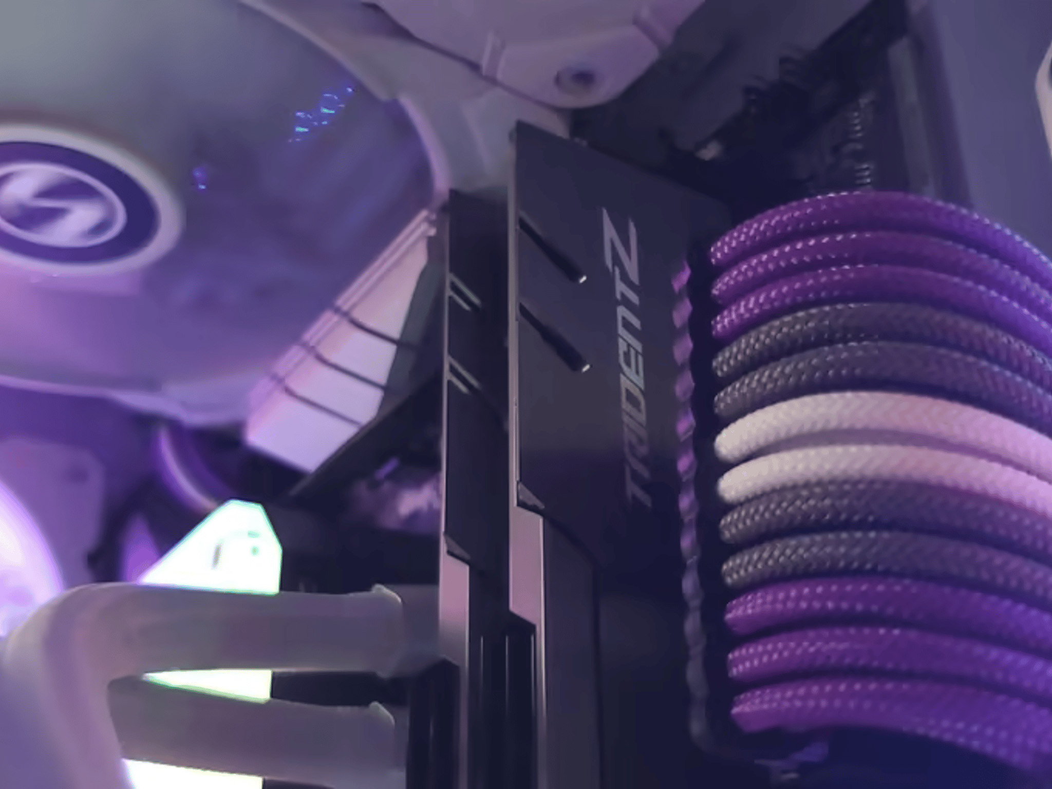 Frostbite ❄| RTX 3060 VISION - Ryzen 7 3700X