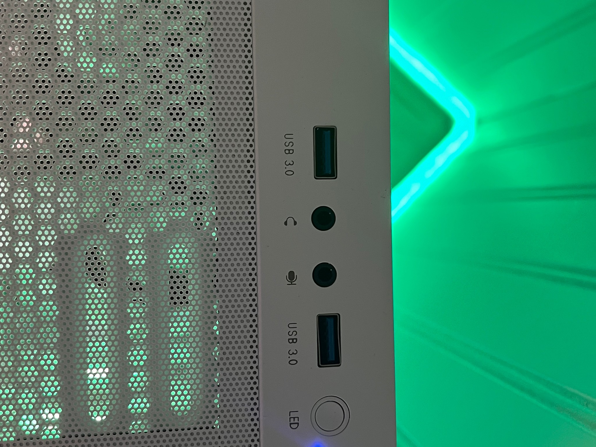 silver bullet 5500/4060/32g/ddr4/1tb nvme 1080 p high refresh or light 1440 streaming capable