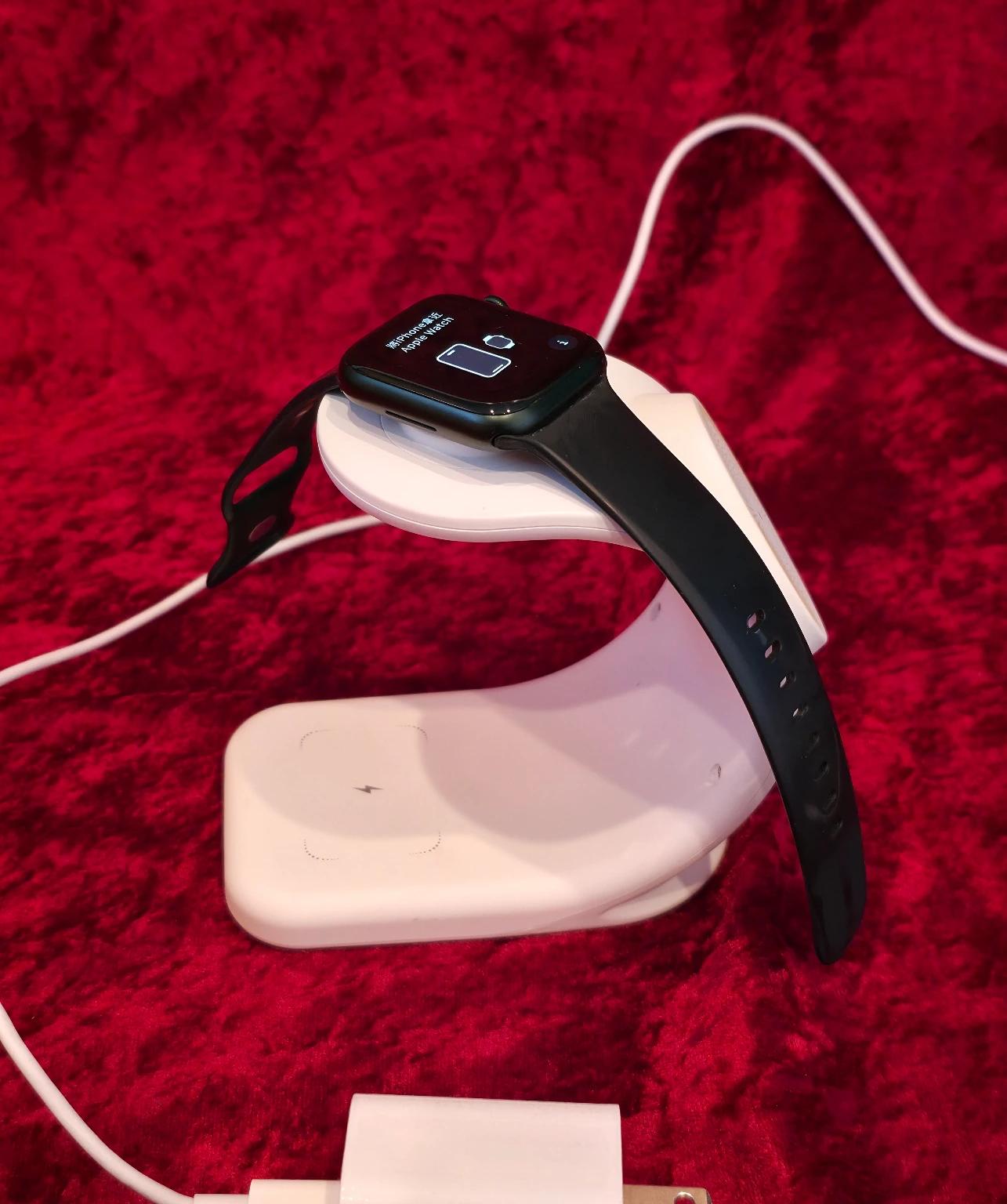 Apple Watch Series 7 45mm Green