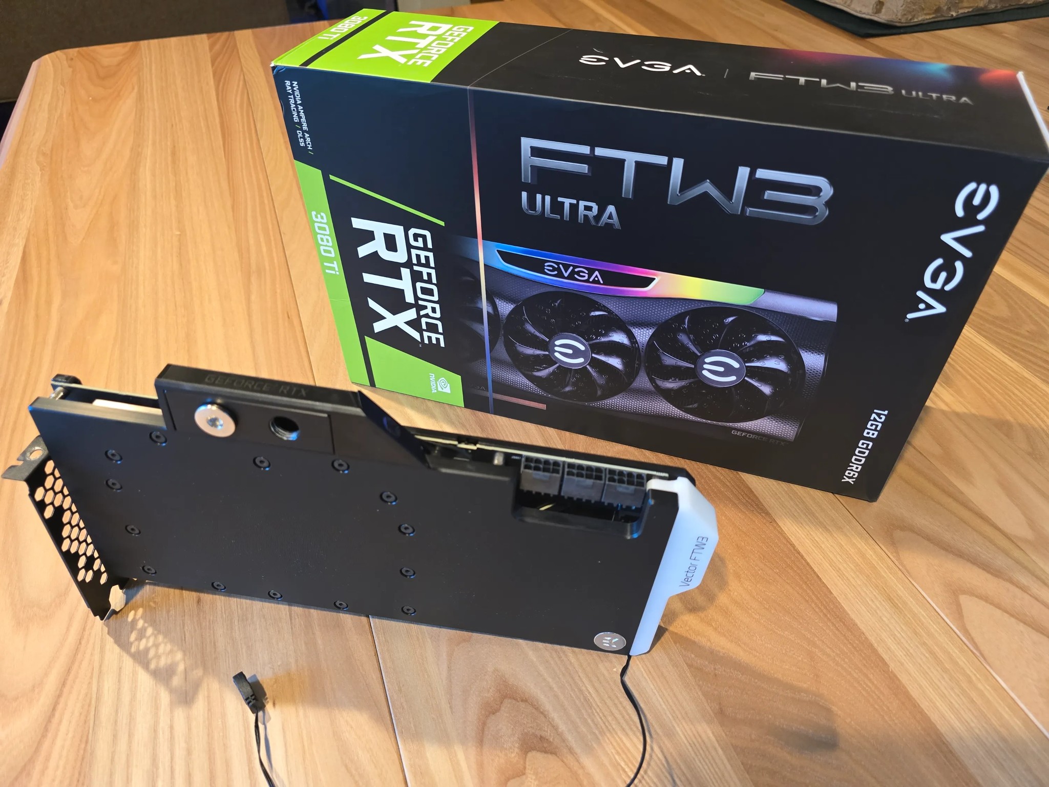 NVIDIA RTX 3080 Ti FTW3 ULTRA GAMING 12GB GPU with EK Waterblock