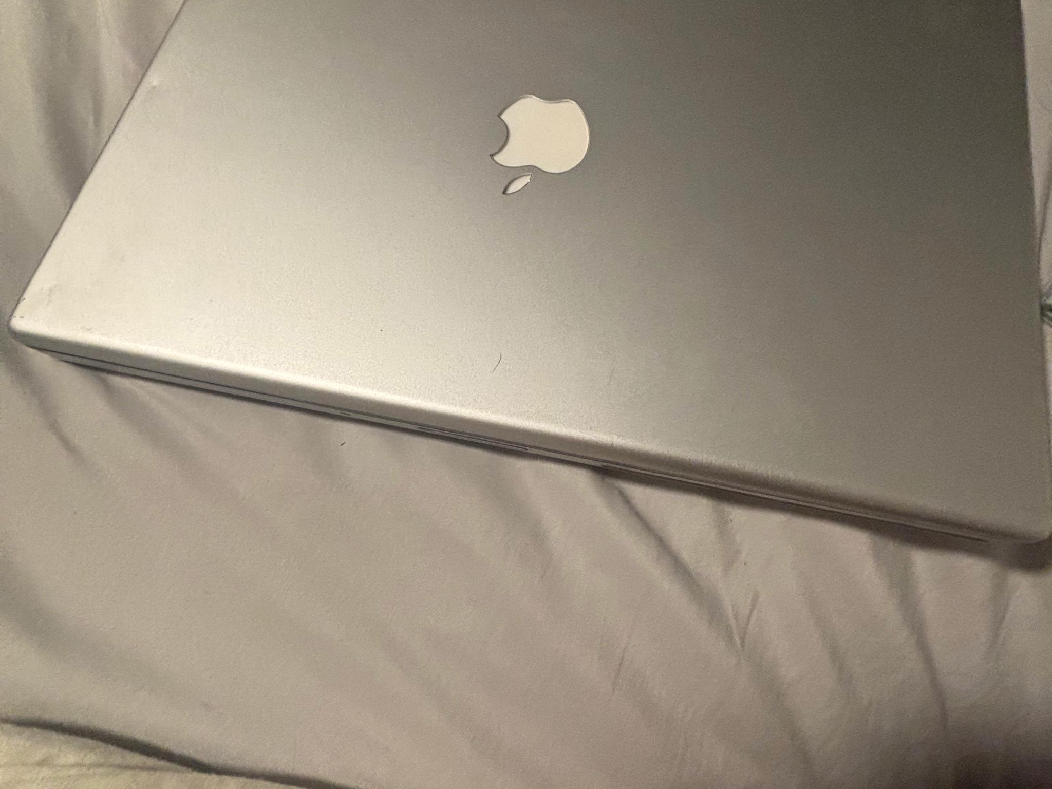 Apple MacBook Air
