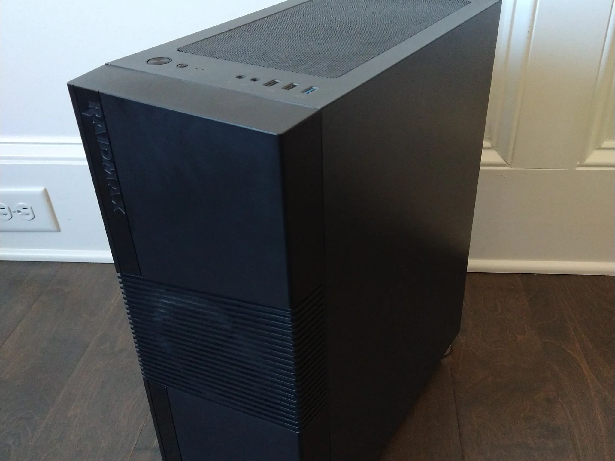 Gaming Desktop PC (intel i5-10400F + GTX 1060 6GB) - 16GB Ram - 476 GB SSD - Windows 10