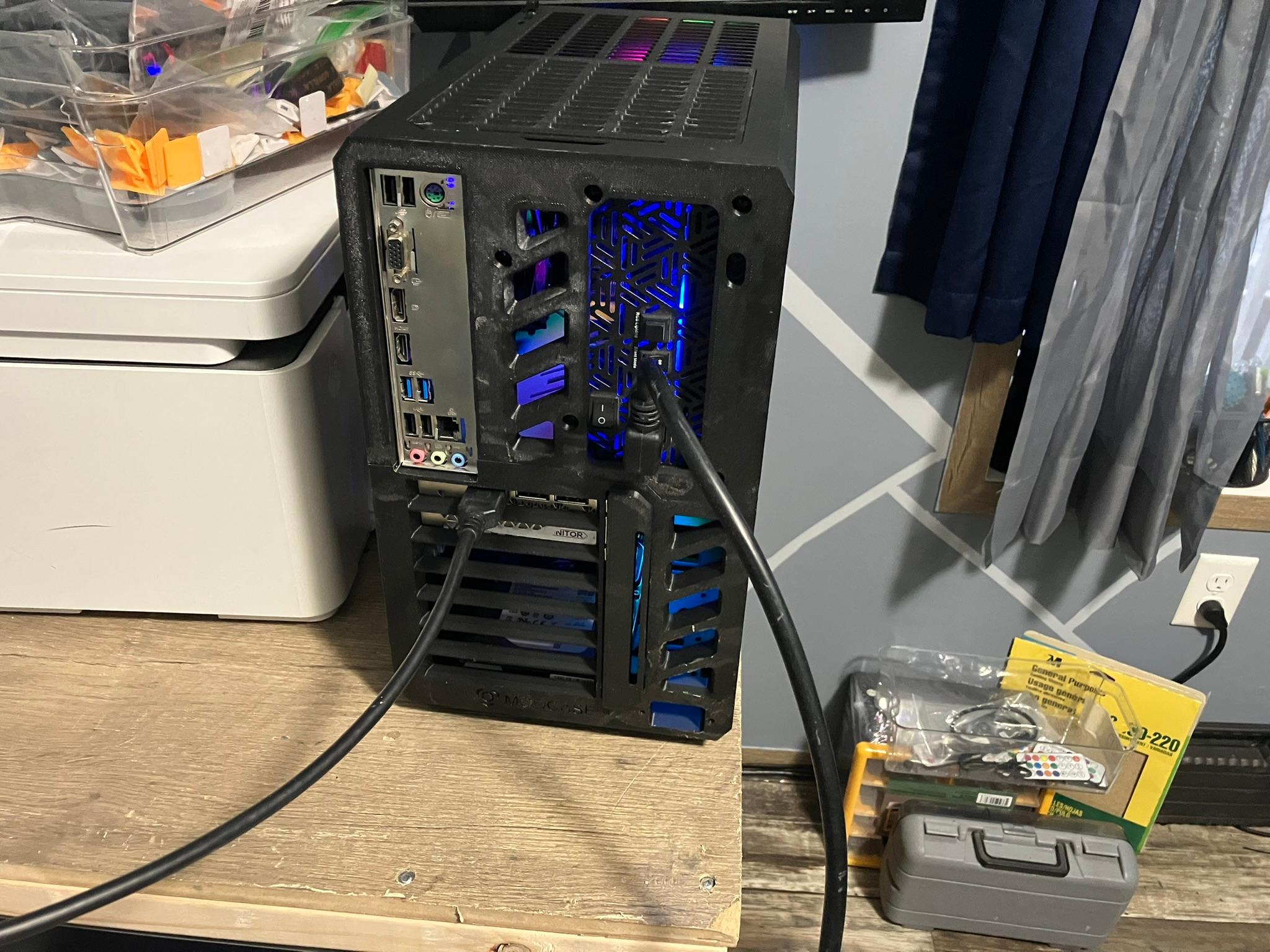 Six Core | i5-9600 | RX 580 | 8 GB Ram | 128 GB SSD | 2 x 1 TB Game HDD | 750W PSU | Win 11 Pro