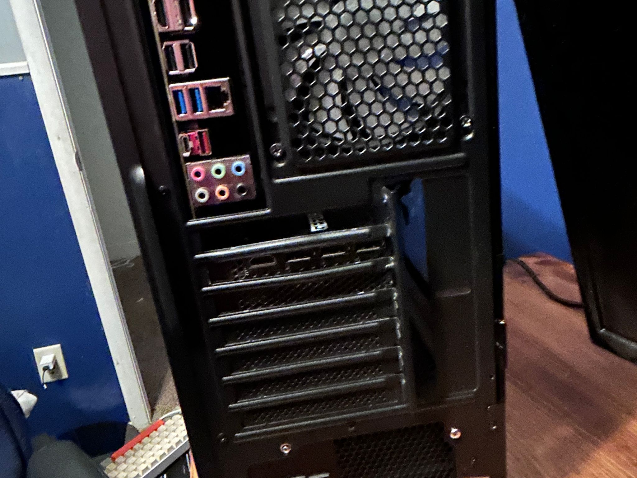 GeForce RTX 3060 Ti Custom Gaming PC - Ryzen 5 5500, 16GB RAM