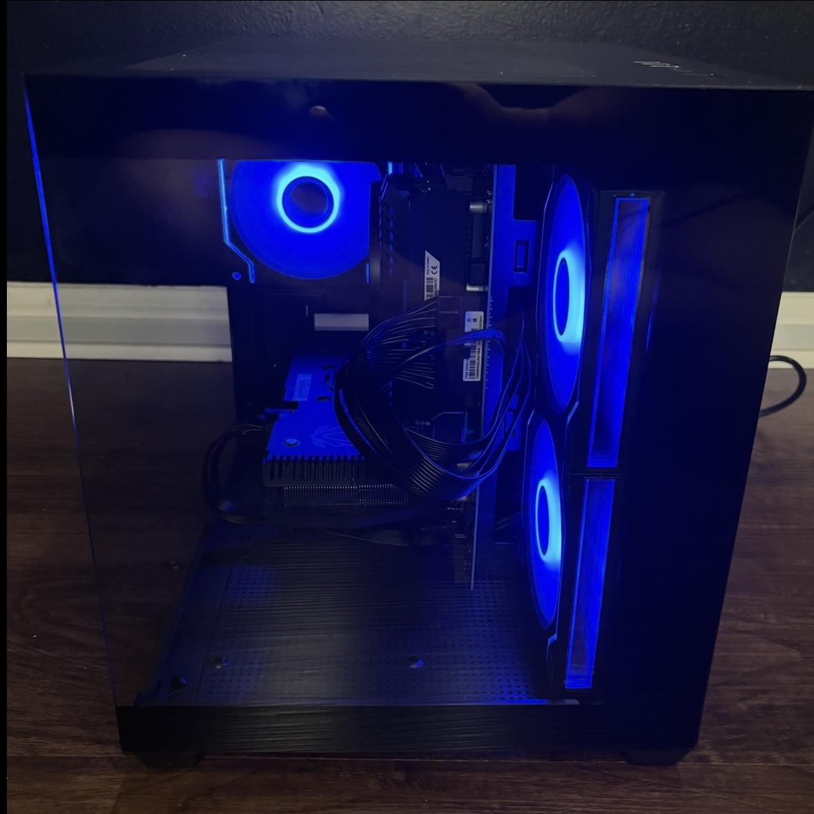 Black Gaming PC (RTX 3060 Ti 8GB + AMD Ryzen 5 5500 + 16GB DDR4 + SSD)