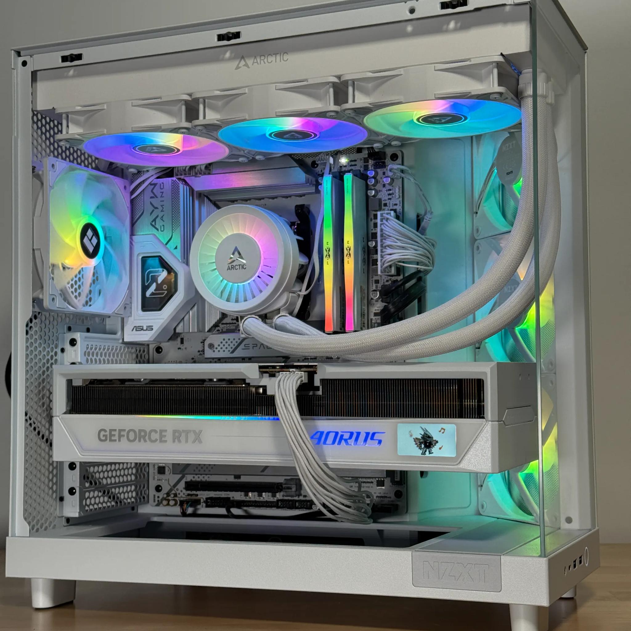 RTX 5090 Ryzen 7 9800x3d Whiteout Gaming PC