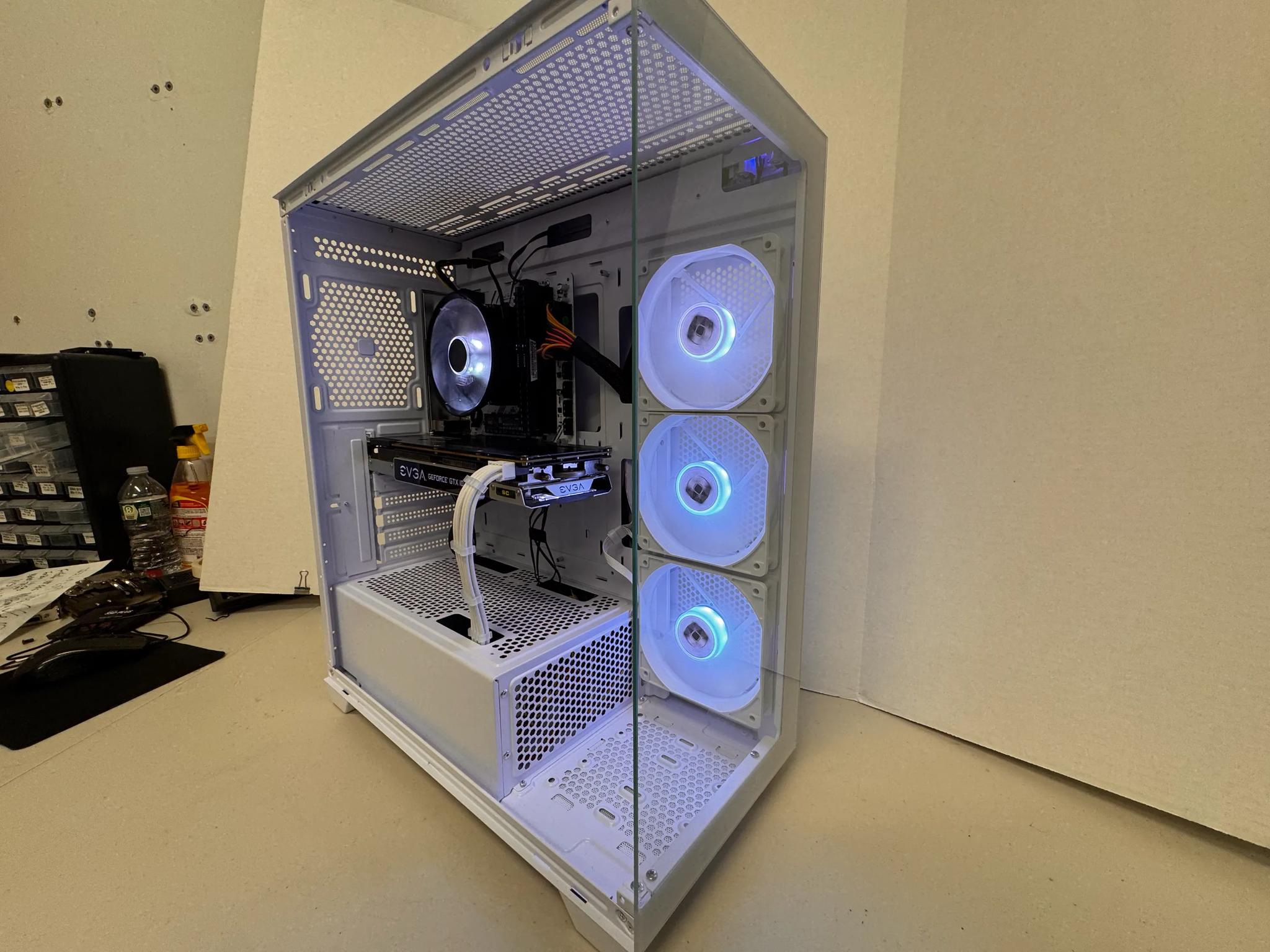 ⚪️ Clean White GTX 1070 8Gb + Ryzen 3 Gaming PC | 16GB RAM | 500GB M.2 SSD | Ready for Gaming 🎮