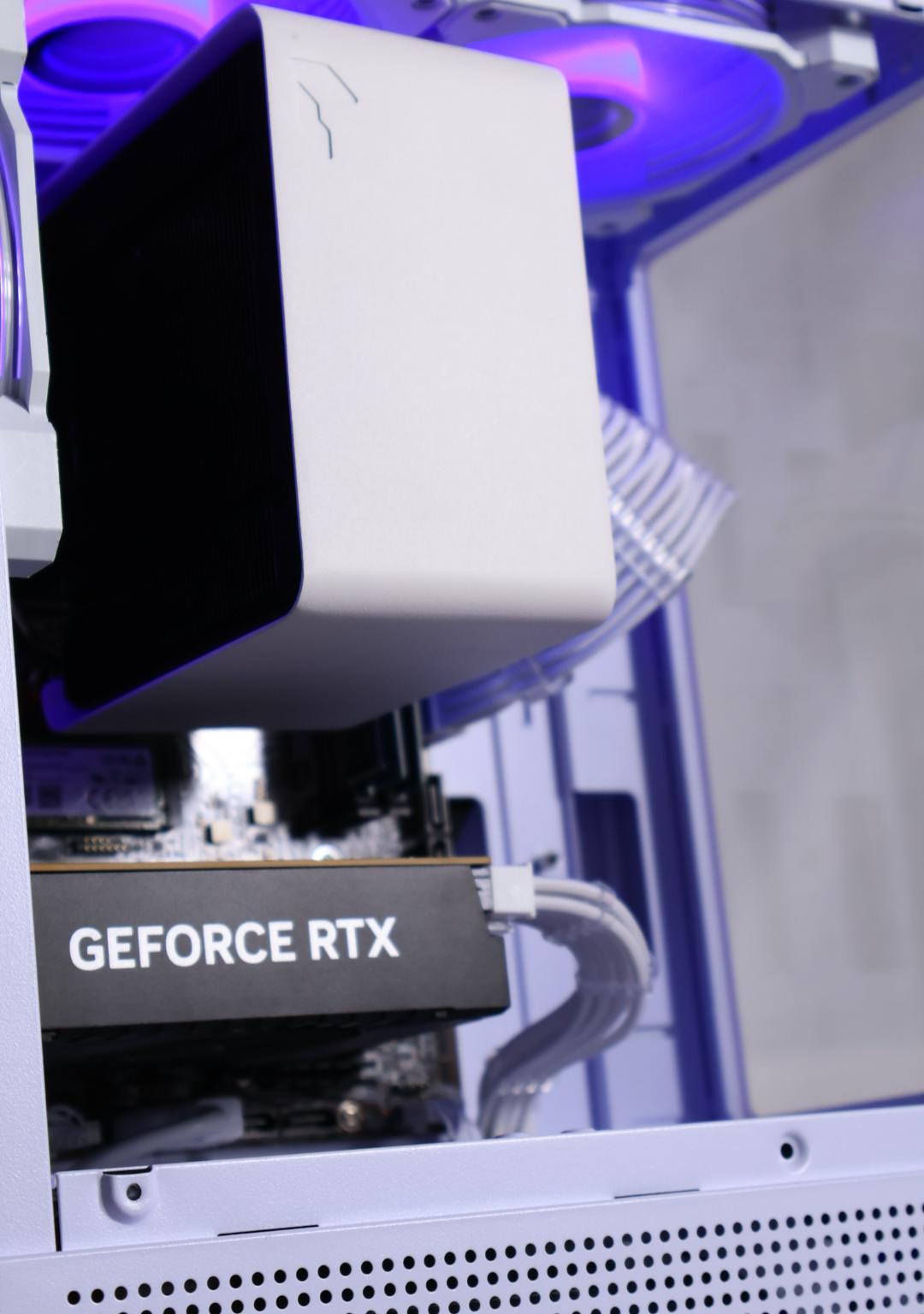 🧊⚪Ice Panda|Rtx 4060 Ryzen 5 5500⚪🧊