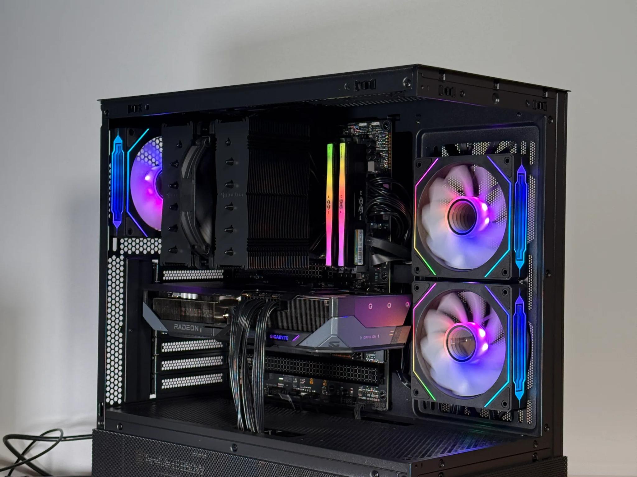 RX 9070XT and Ryzen 9 9900x Gaming PC