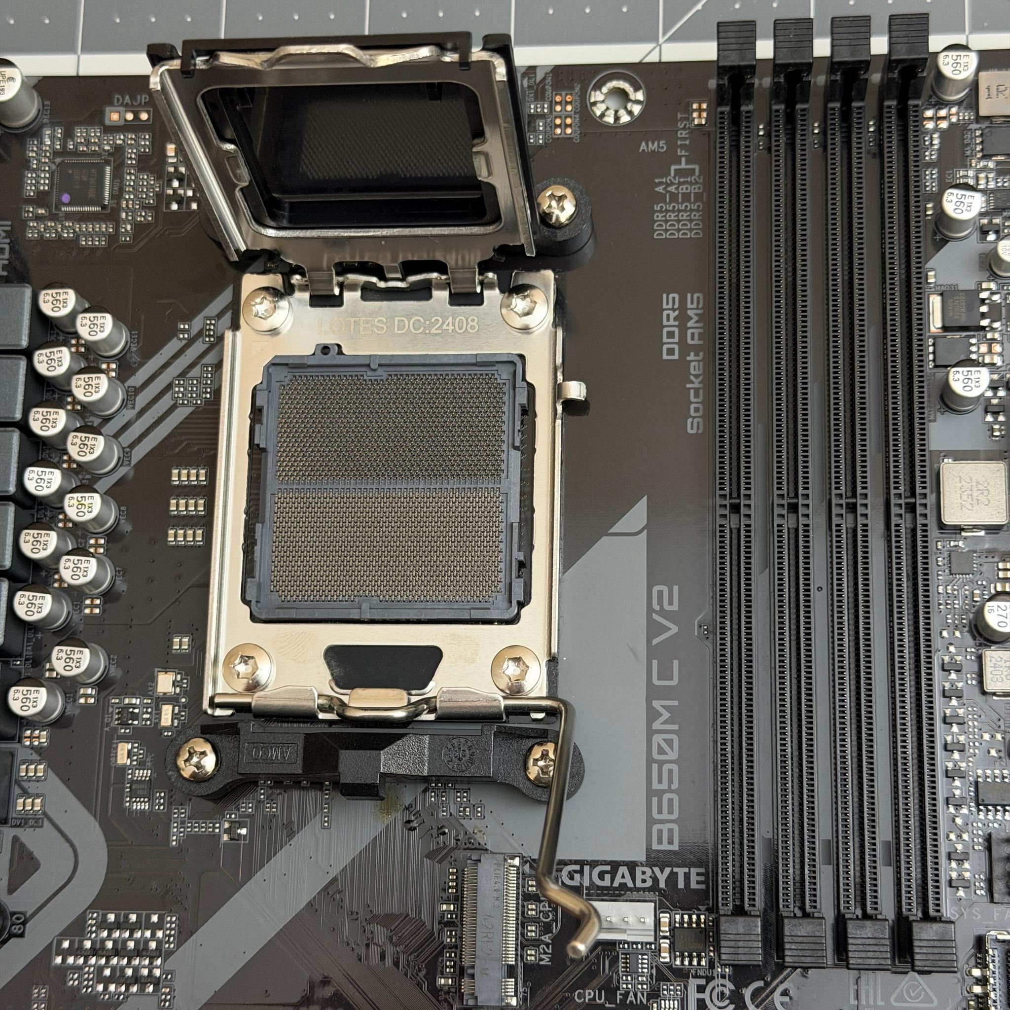 Gigabyte B650 M-ATX Motherboard