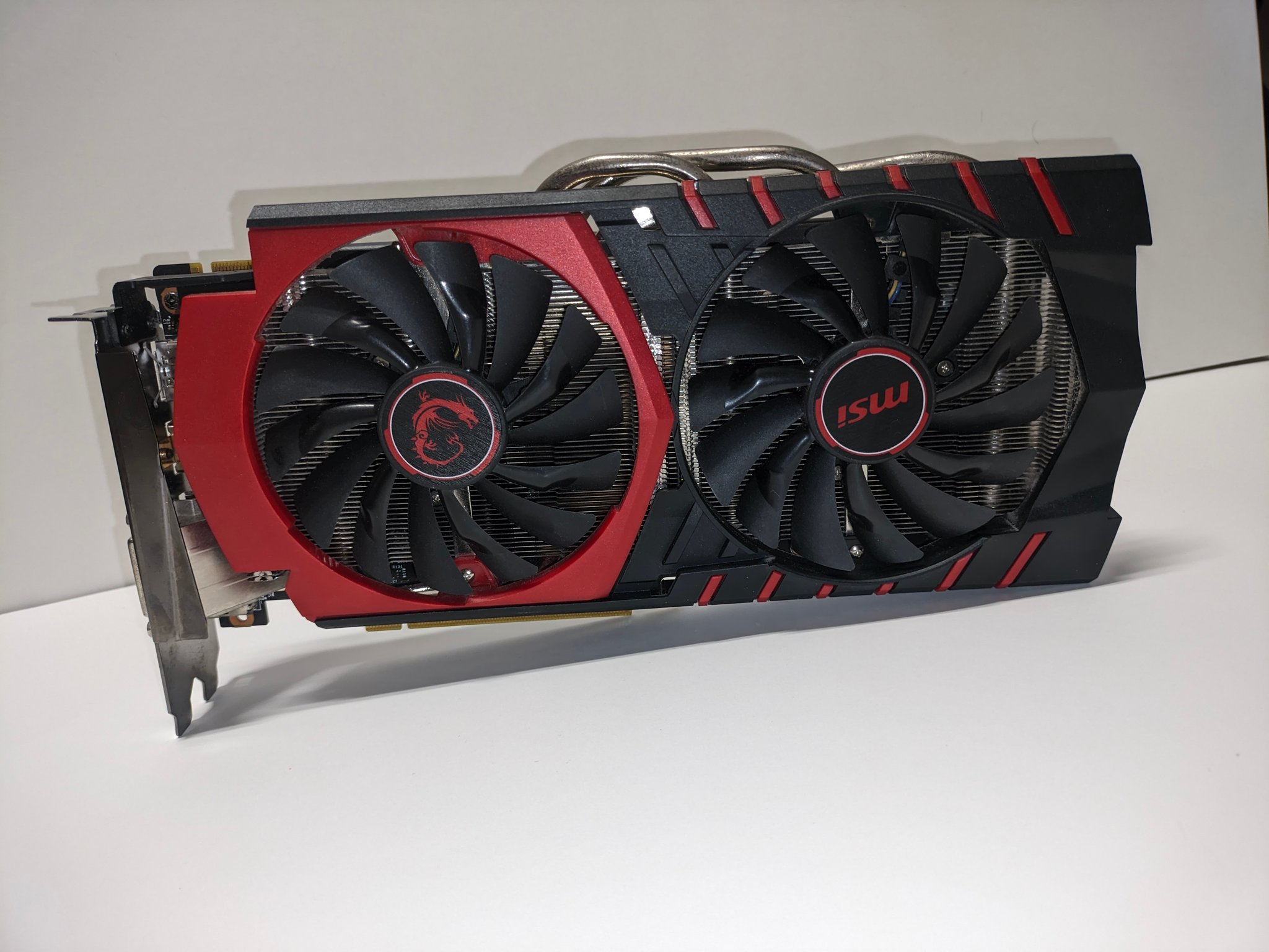 GeForce GTX 960 GAMING 2G