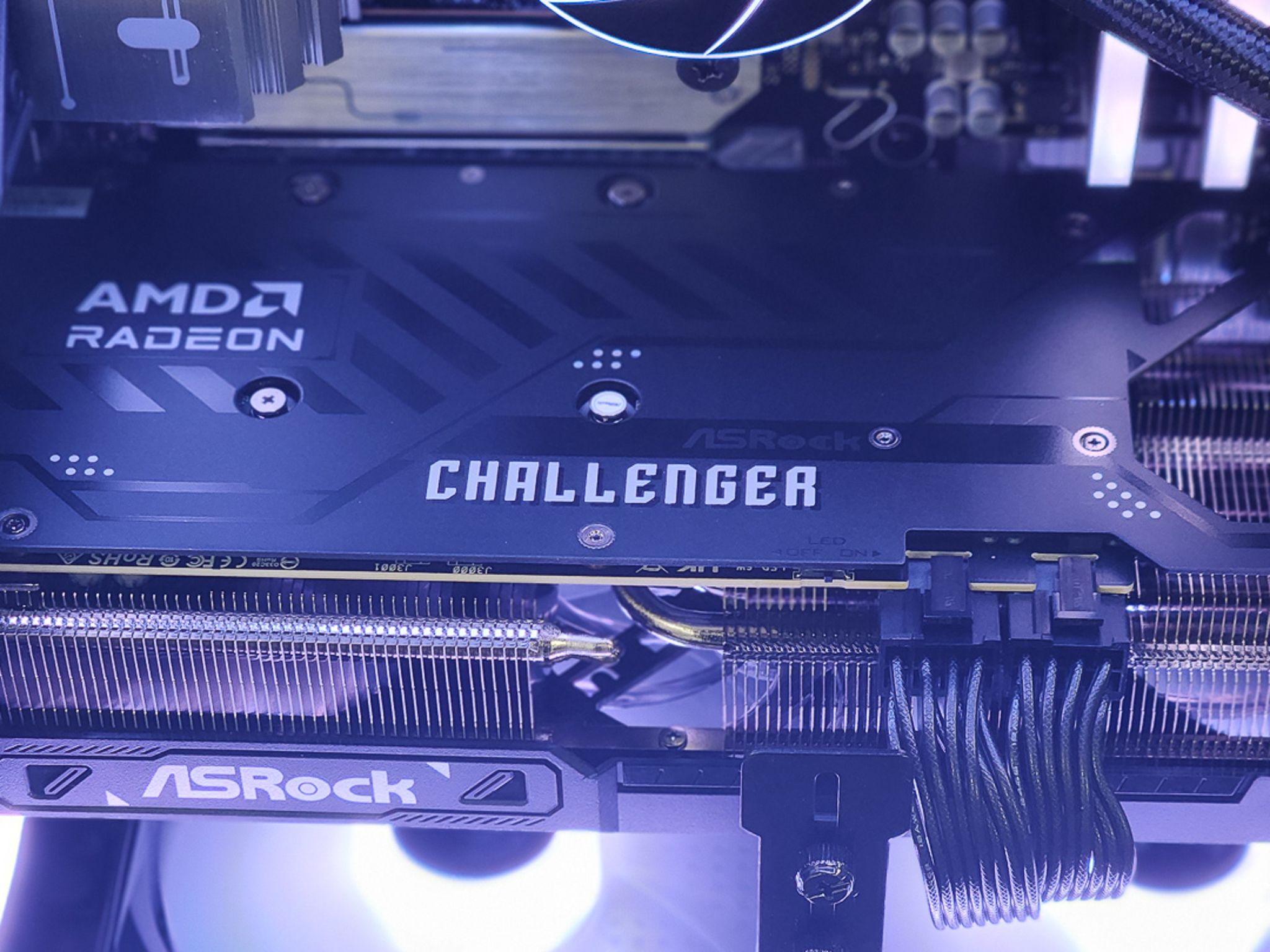 RX 9070 XT | Ryzen 7 7800X3D | Custom Liquid Cooled Gaming PC | 2TB SSD | 32GB DDR5 | Win 11 Pro