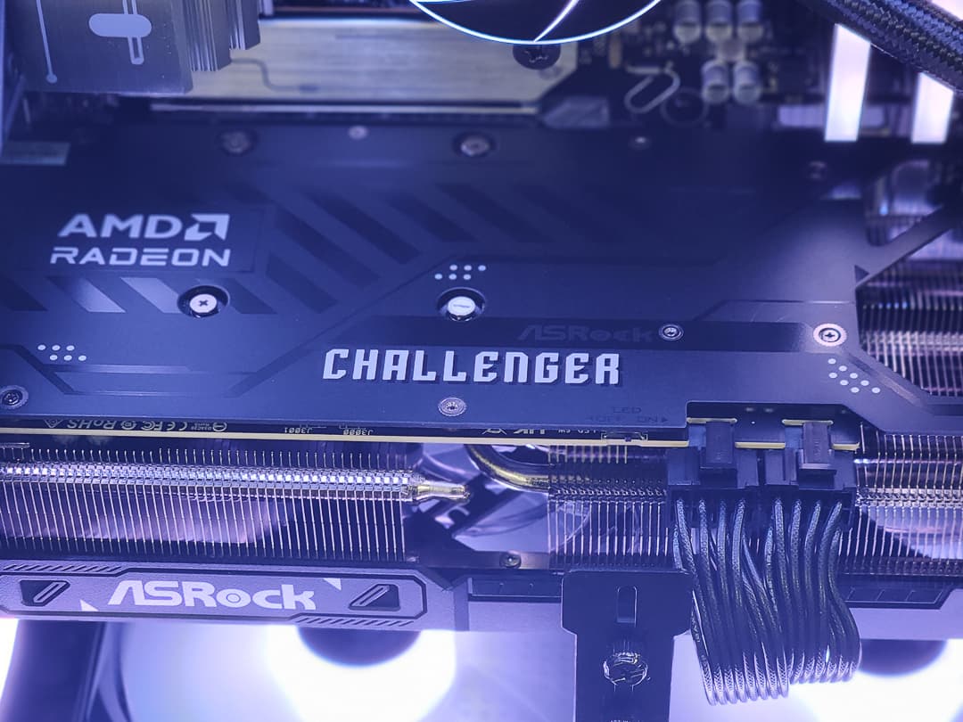 RX 9070 XT | Ryzen 7 7800X3D | Custom Liquid Cooled Gaming PC | 2TB SSD | 32GB DDR5 | Win 11 Pro