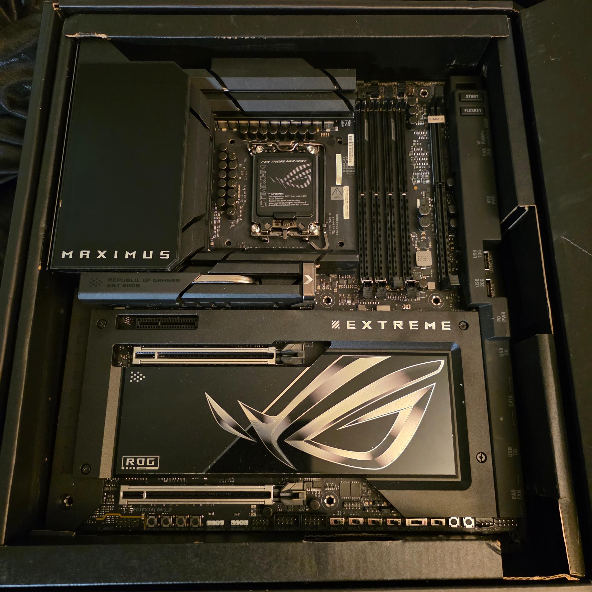 Rog maximus z890 extreme + 265K + 500 GB NMVE