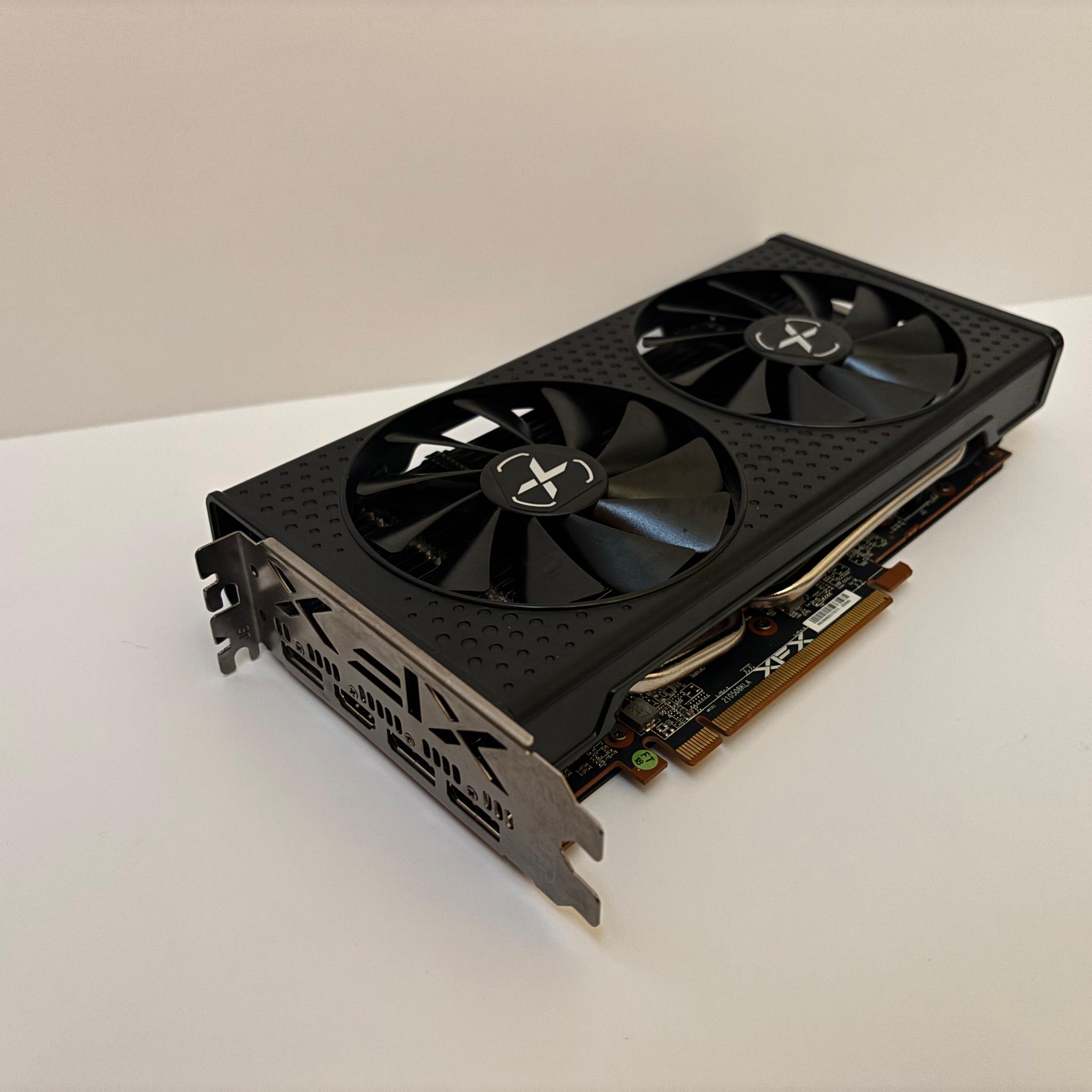 XFX Speedster SWFT 210 Radeon RX 6600 XT
