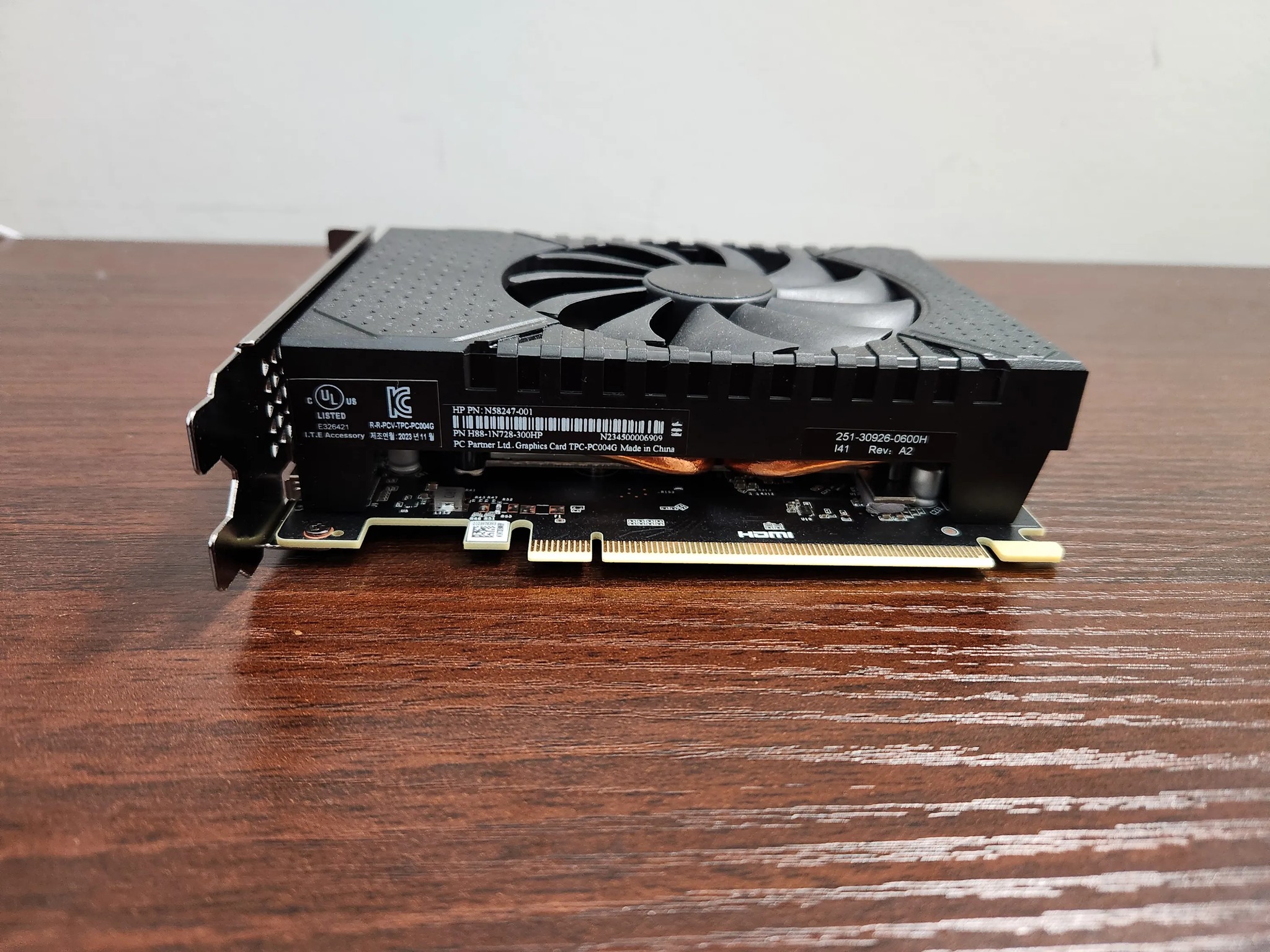 NVIDIA RTX 4060 - 8 GB GDDR6