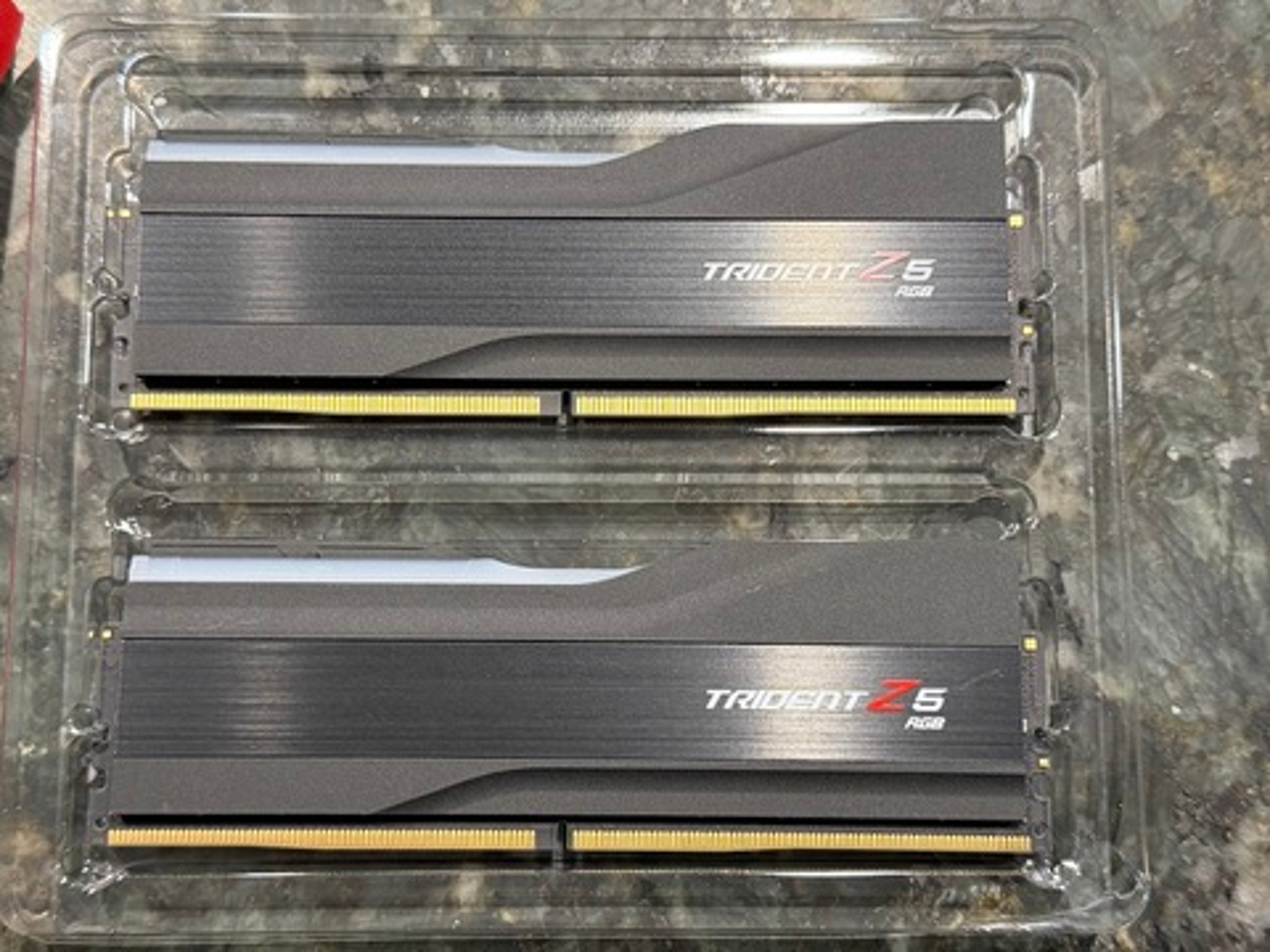 G.Skill Trident Z5 RGB Series DDR RAM (Intel XMP 3.0) 64 GB (2x32GB) Up to 6800MT/s CL34-45-45-108