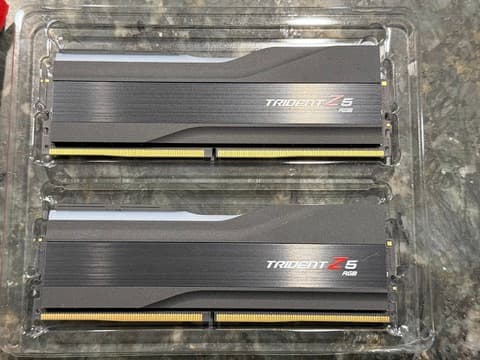 G.Skill Trident Z5 RGB Series DDR RAM (Intel XMP 3.0) 64 GB (2x32GB) Up to 6800MT/s CL34-45-45-108
