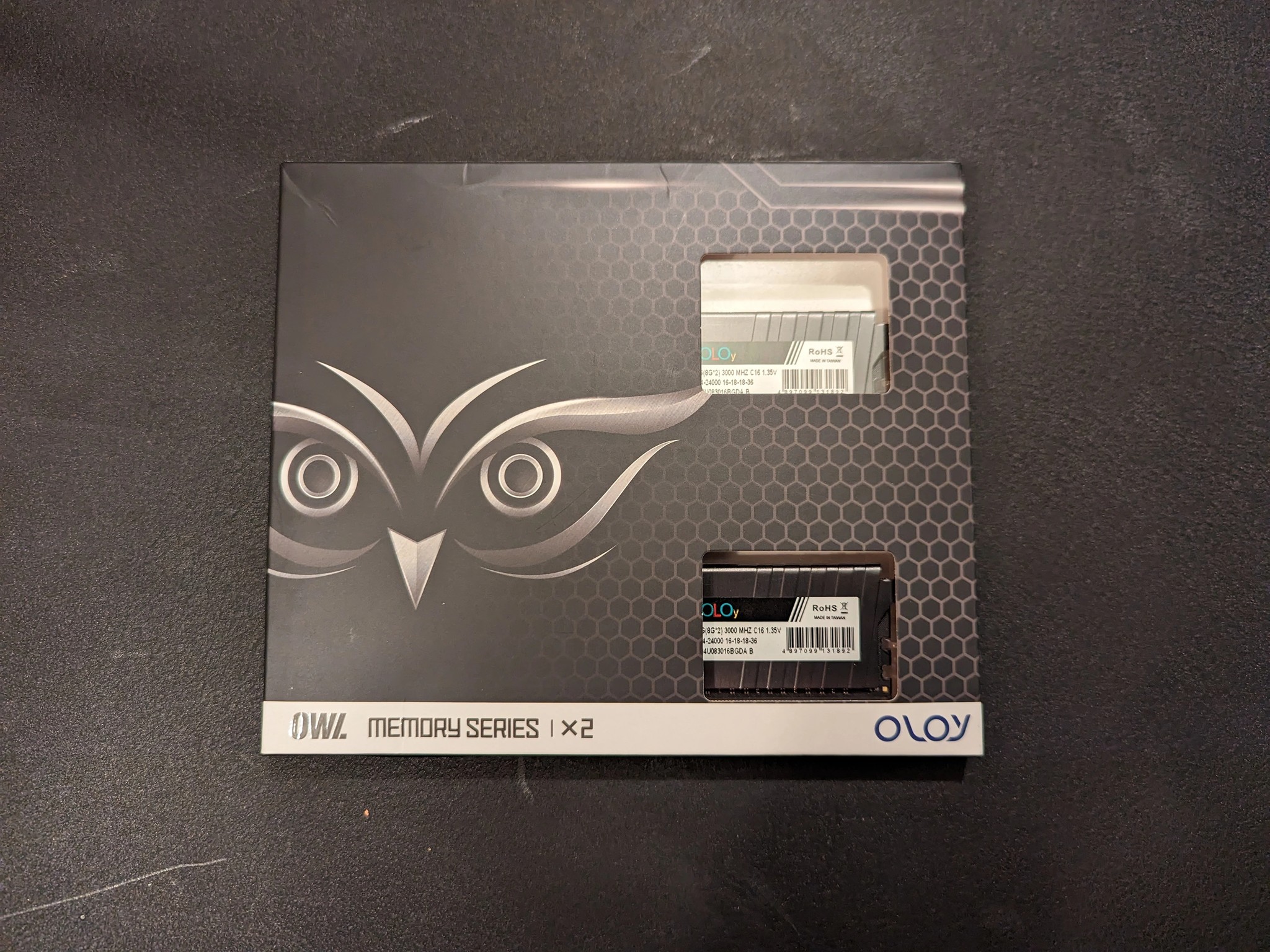 OLOy 16GB (2x8GB) DDR4-3000 CL16 Memory